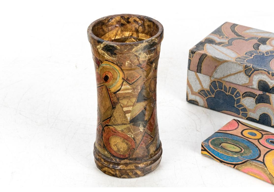 Six boîtes à motifs Art Déco, John Held Jr Box et un vase Art Déco déco en vente 11