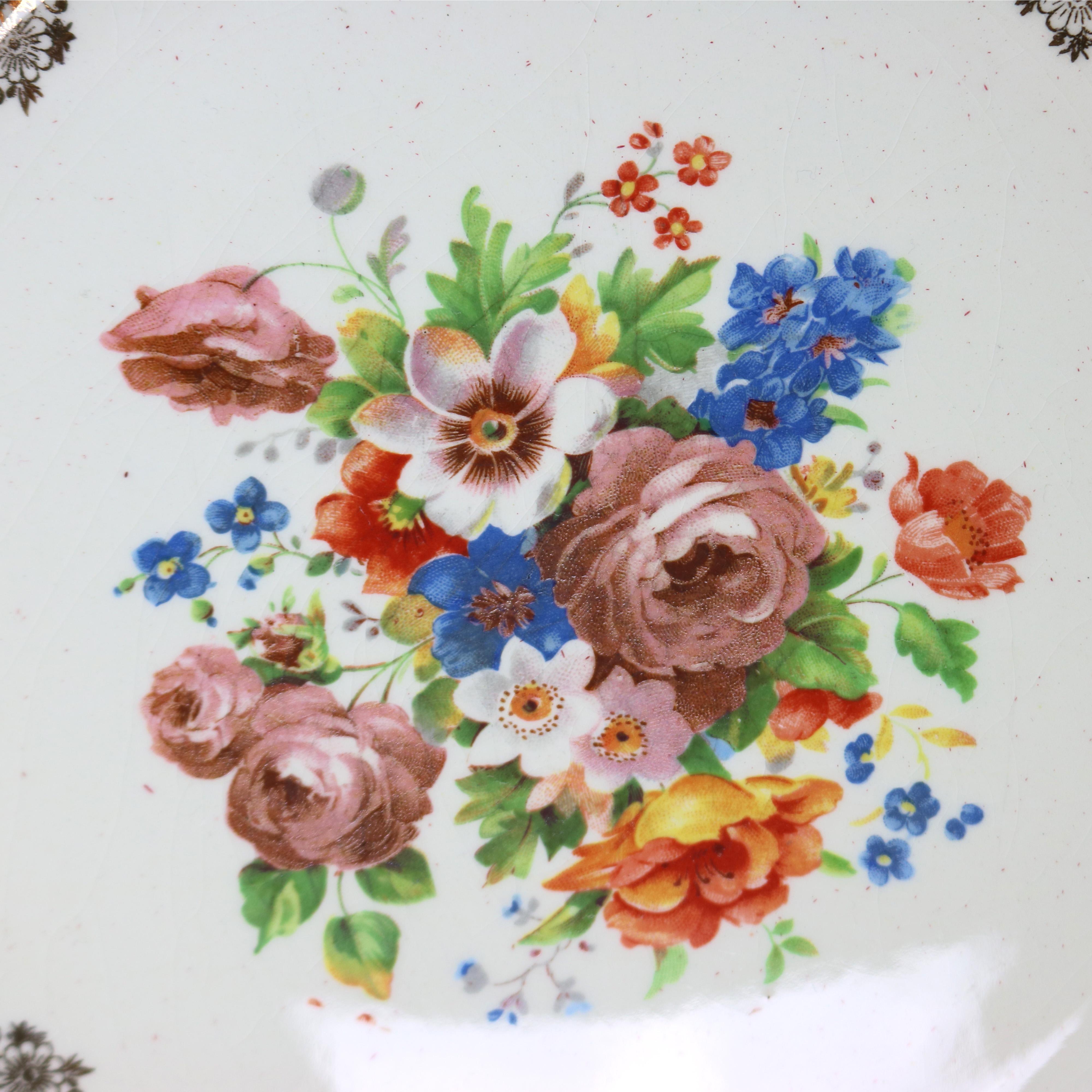 American Six Atlas Burgundy & Gilt Rim China Dinner Plates with Floral Well For Sale