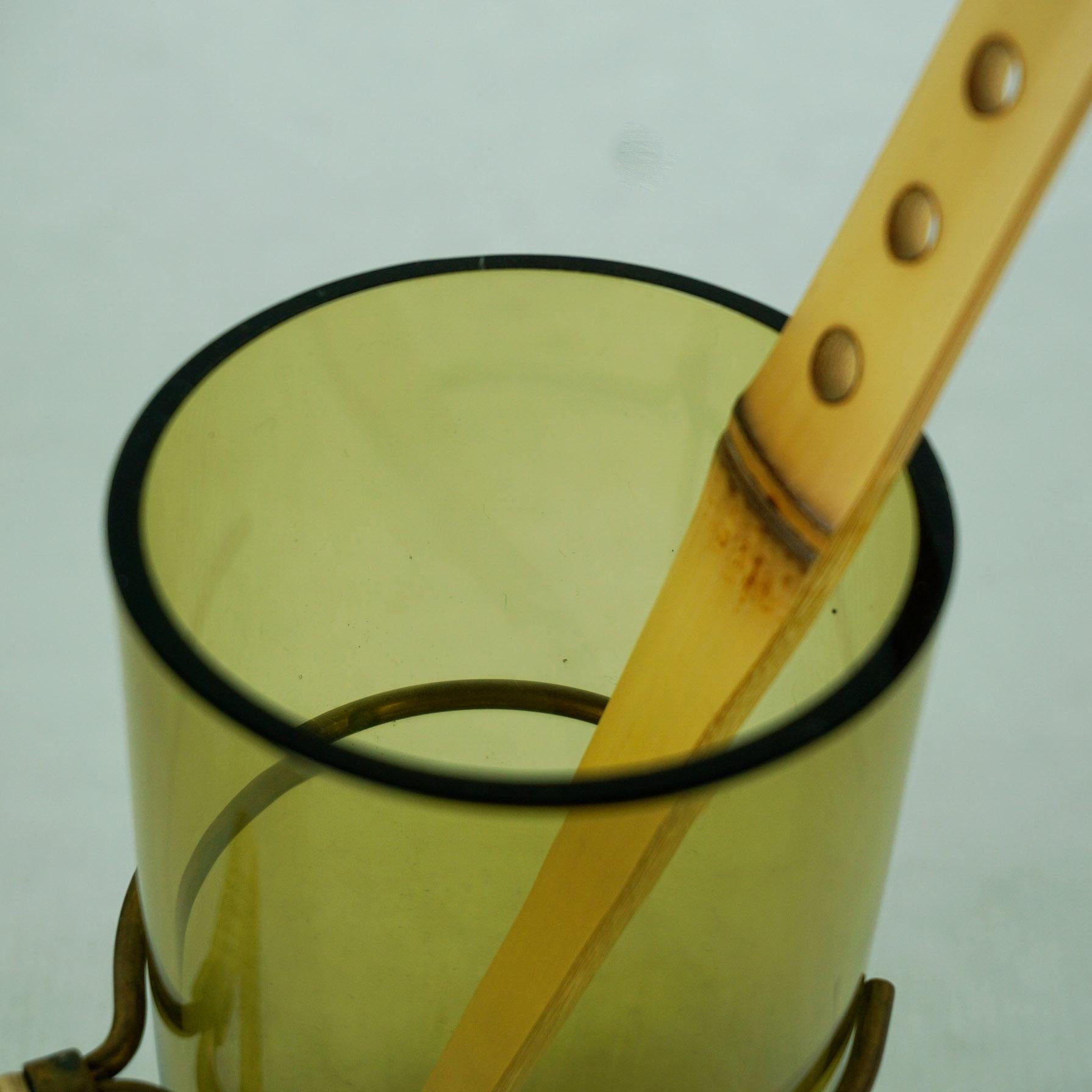 Six Austrian Midcentury green Glasses with Bamboo Stirrers by Carl Auböck 4
