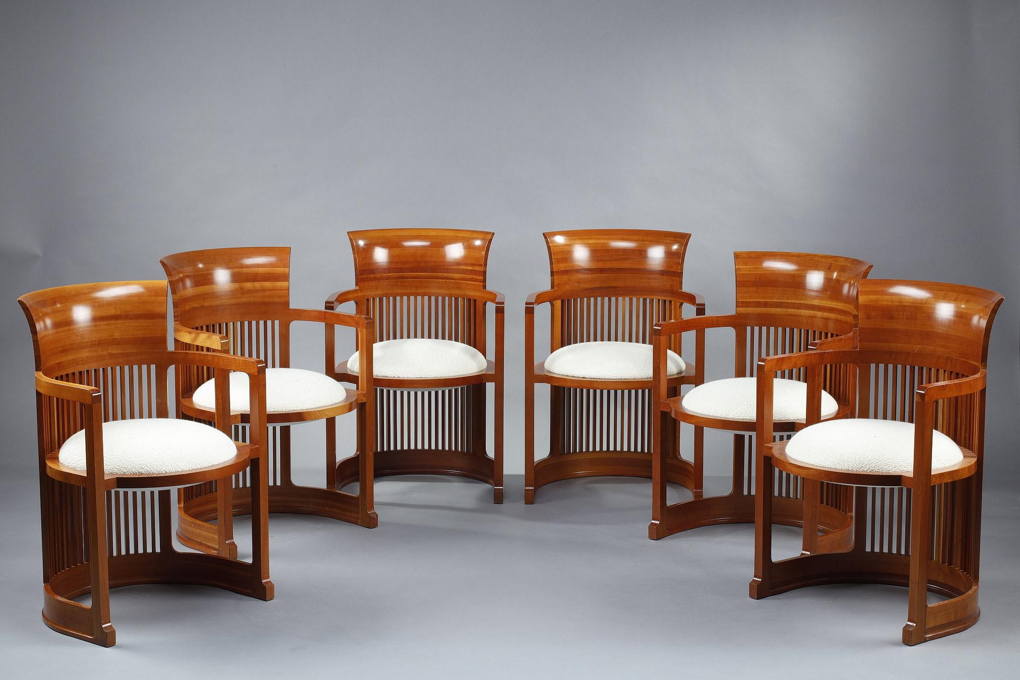 Six « chaises Barrel » de Frank Lloyd Wright, édition Cassina 1