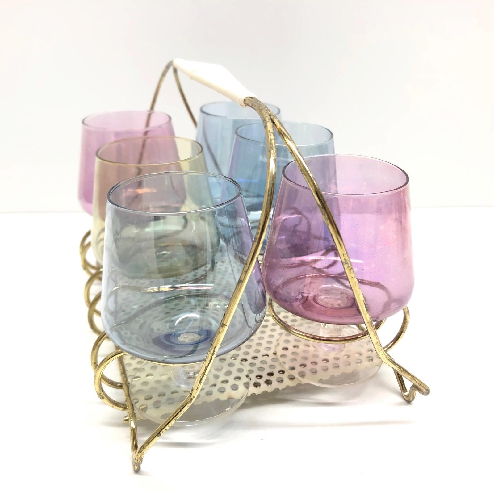 Six Barware Cognac Snifters Glasses on Mid-Century Modern String Wire Caddy In Good Condition For Sale In Nuernberg, DE