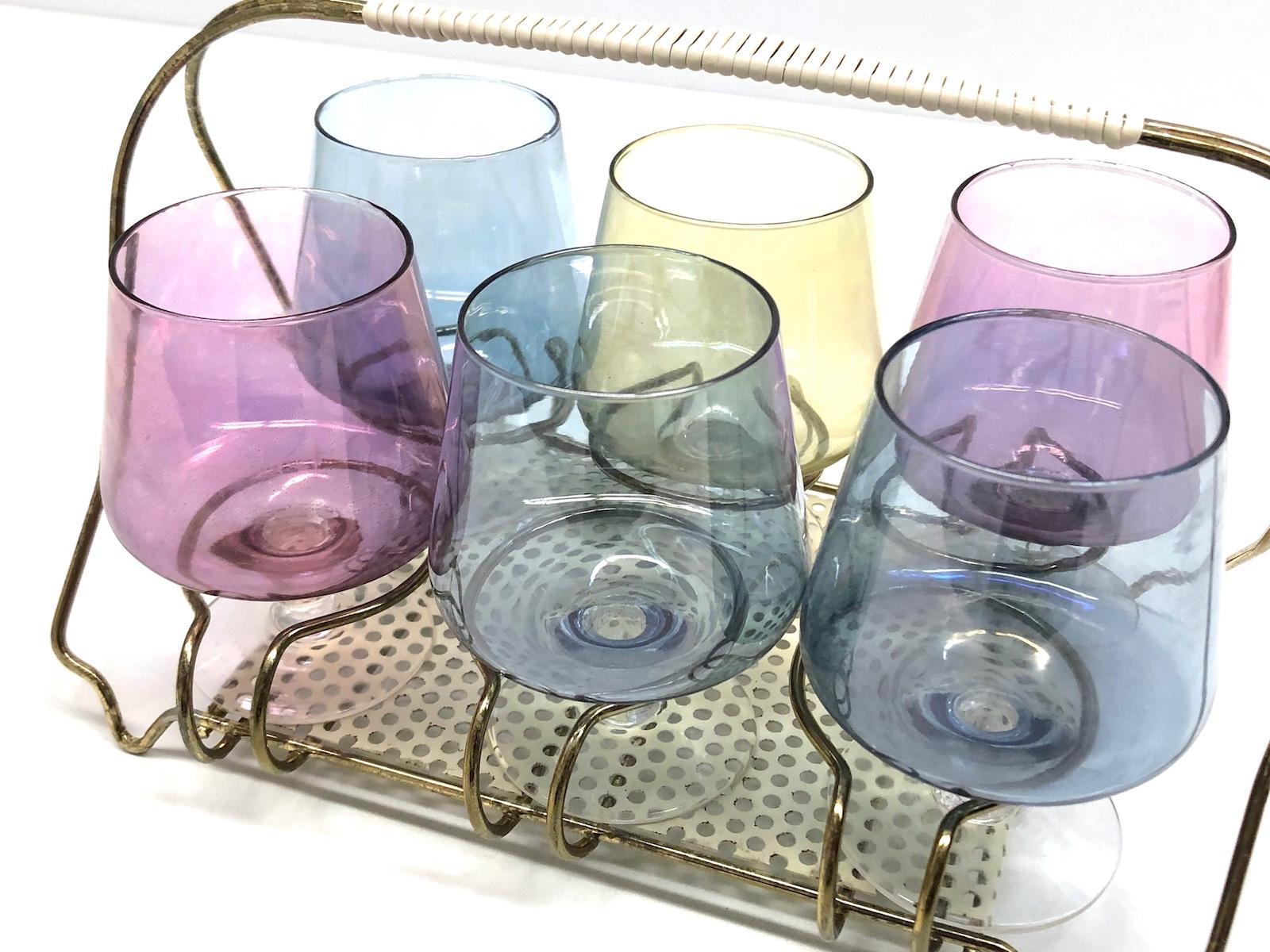Six Barware Cognac Snifters Glasses on Mid-Century Modern String Wire Caddy For Sale 1