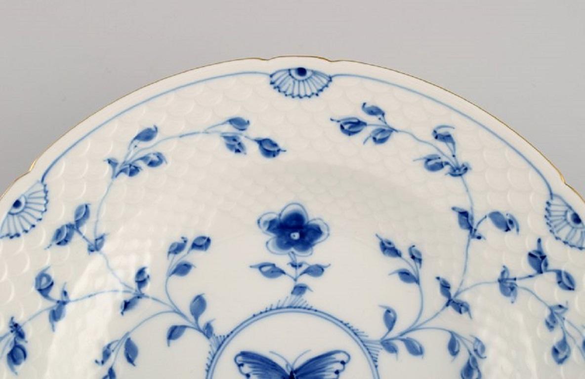 Six Bing & Grøndahl Butterfly Deep Plates in Hand-Painted Porcelain In Excellent Condition For Sale In Copenhagen, DK