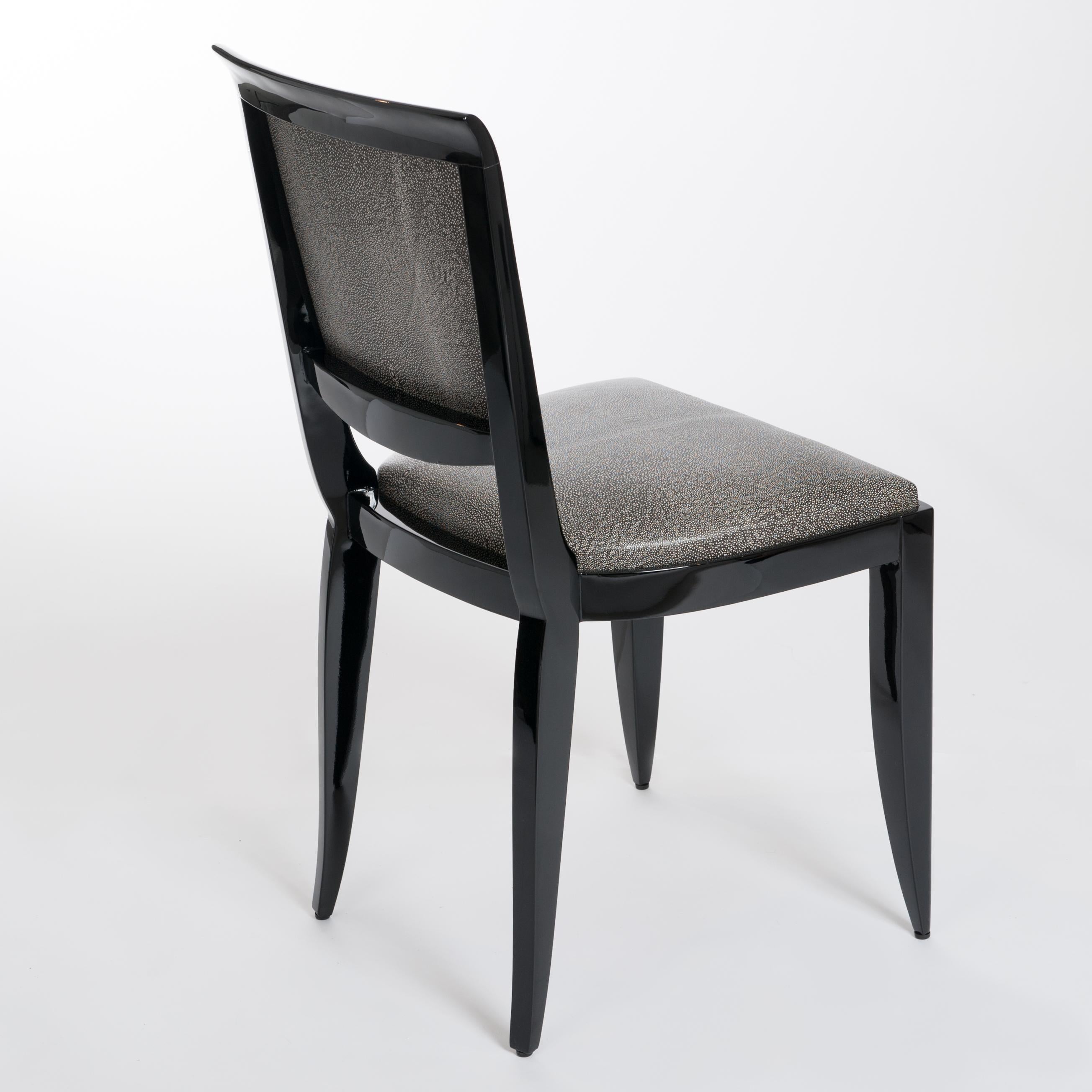 6 Chaises de salle à manger Art Déco noires Noir-Blanc Raydesign Cuir coloré 1930s Bon état - En vente à Salzburg, AT