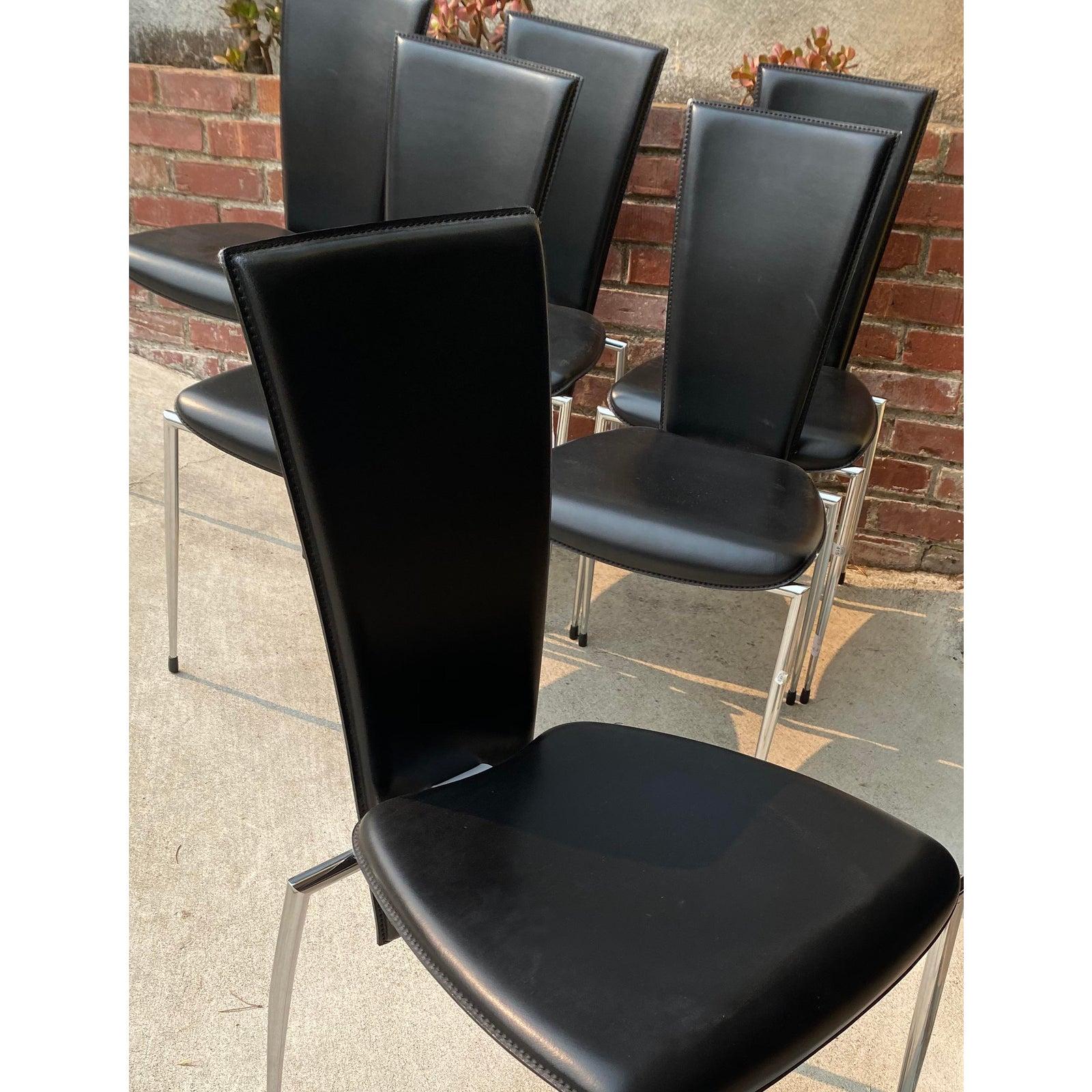 Six black leather and chrome Italian modern dining chairs by Arper

Quality built. Made in Italy. Gorgeous dining chairs.

Measures: 17.5