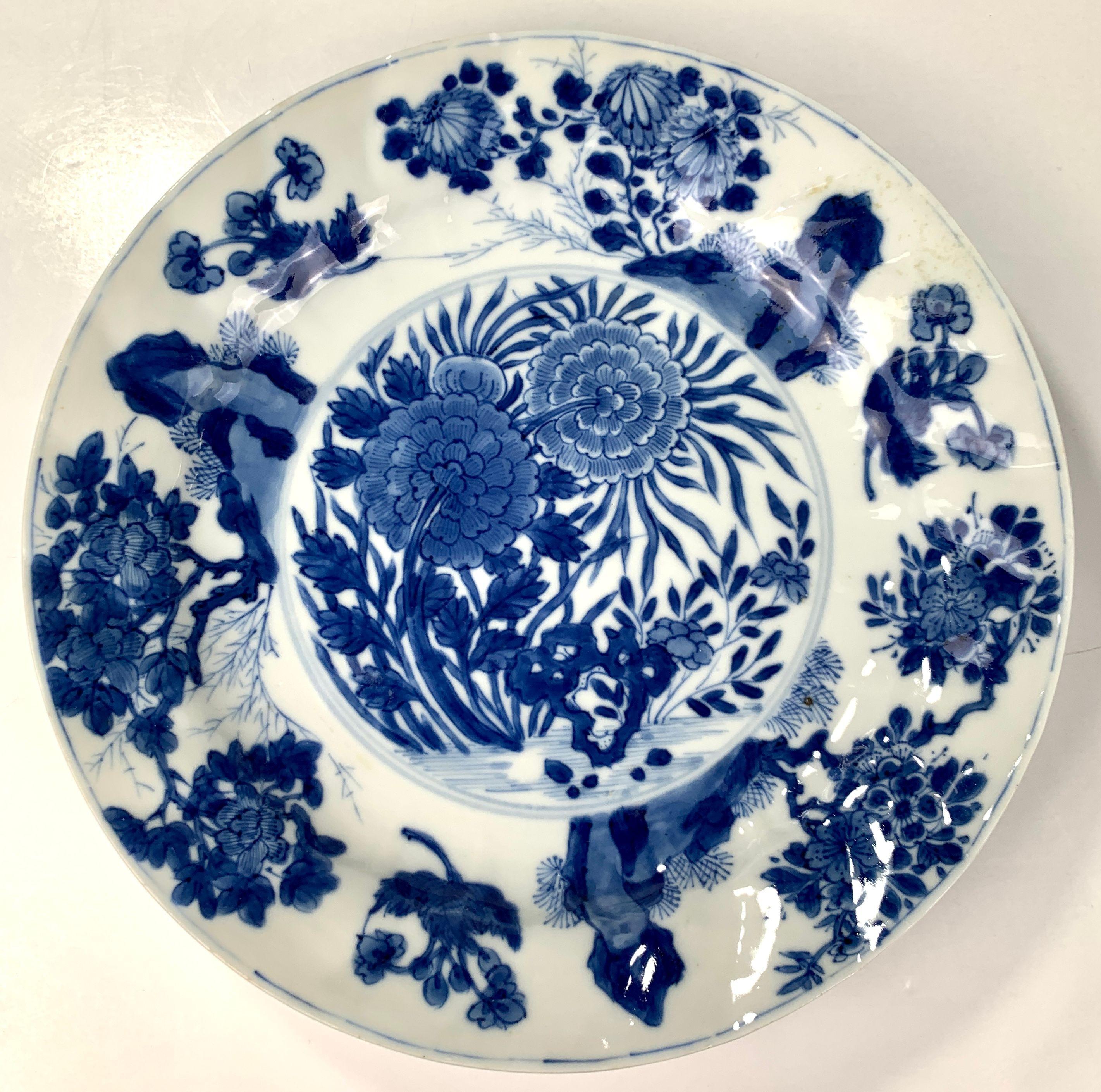 Early 18th Century Six Blue and White Chinese Porcelain Dishes Kangxi Era Made c-1700