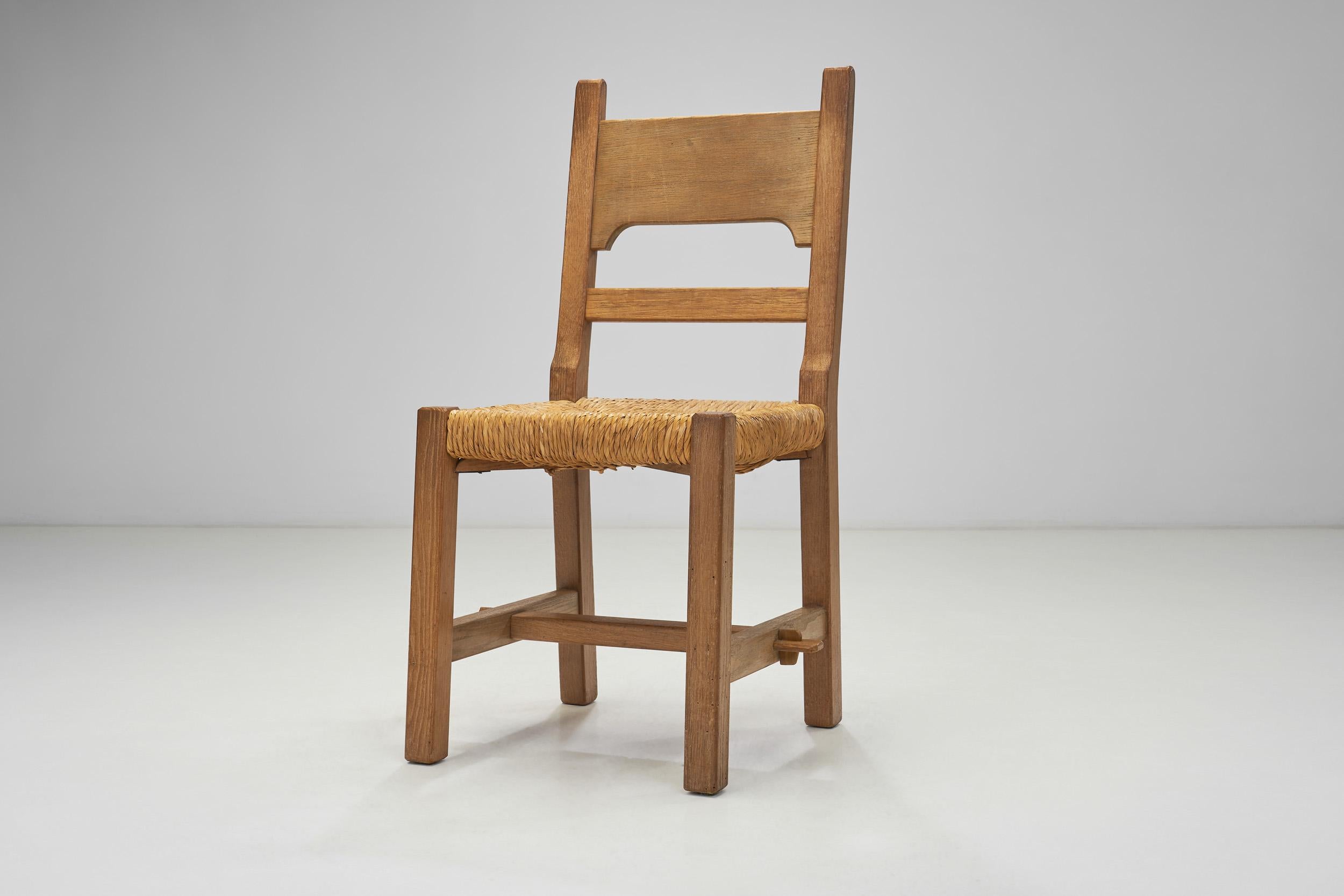 Six Brutalist Dining Chairs with Rush Seats, Europe ca 1960s For Sale 3