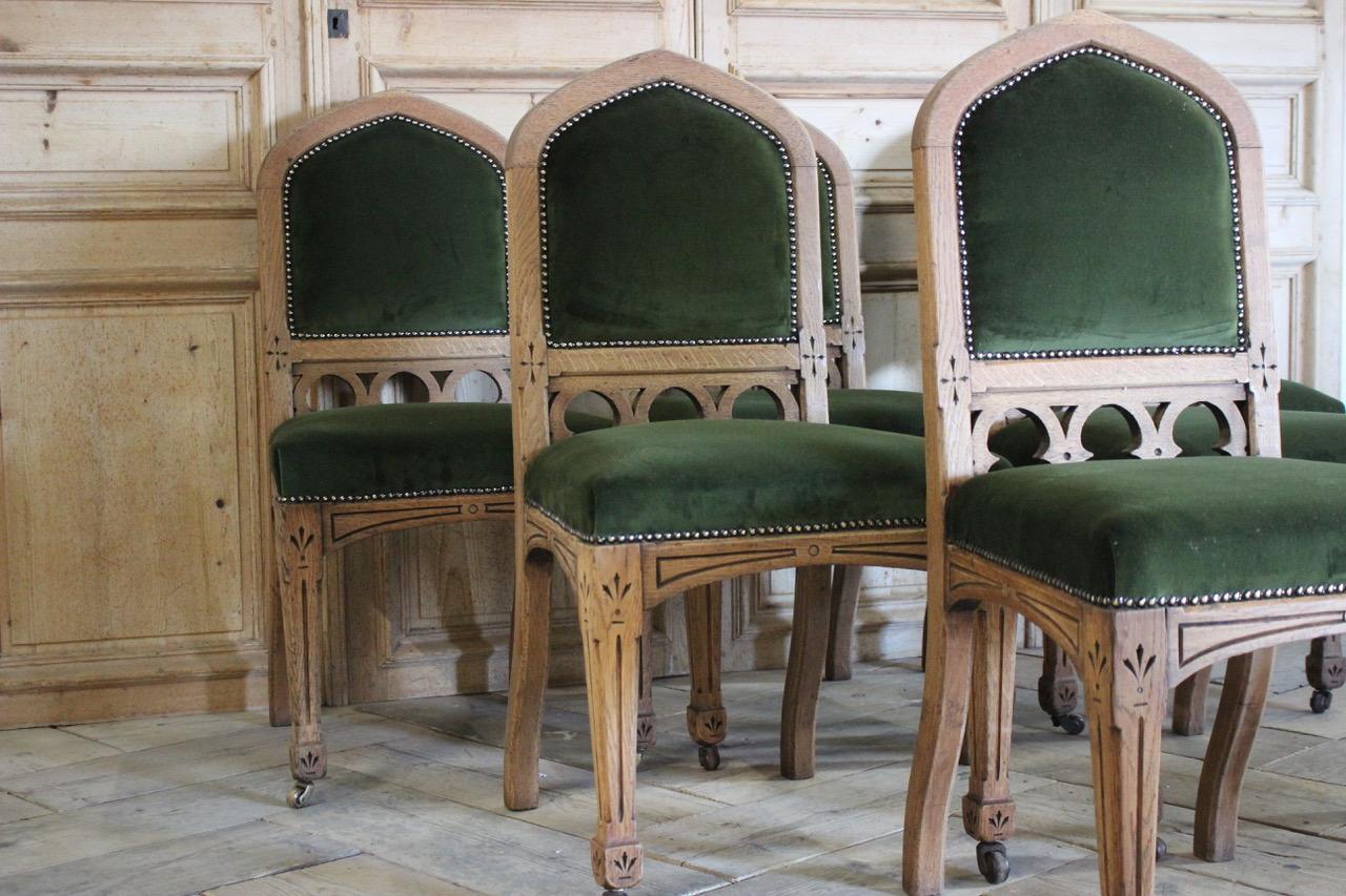 A very smart set of six, late 19th century English Arts & Crafts occasional or dining chairs in bleached oak, having been reupholstered by us in a green velvet. This set of 19th century English chairs will work well in most settings, 

England