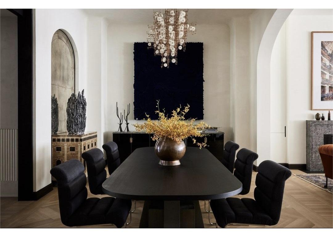 Nous vous proposons un ensemble phénoménal de six chaises de salle à manger 