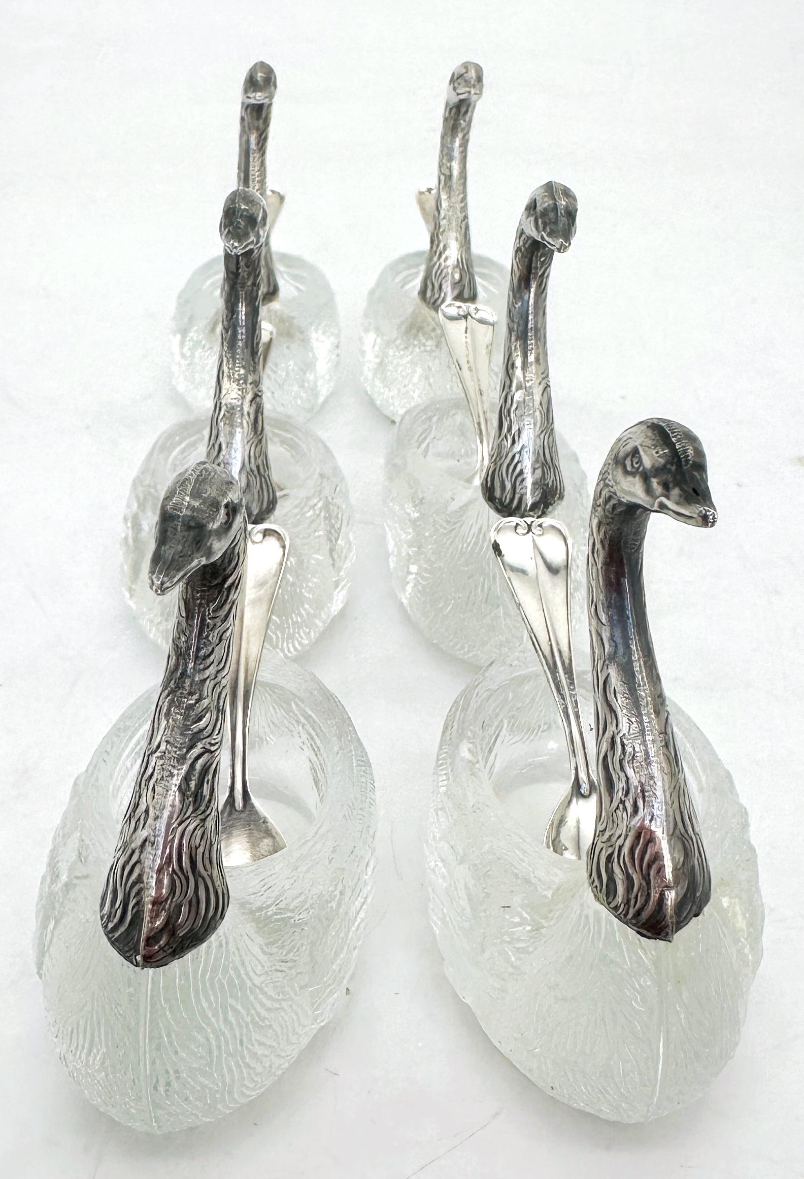 Argento 925 Sei sali/condimenti in cristallo di rocca intagliato e motivo a cigno in sterling con cucchiai in vendita