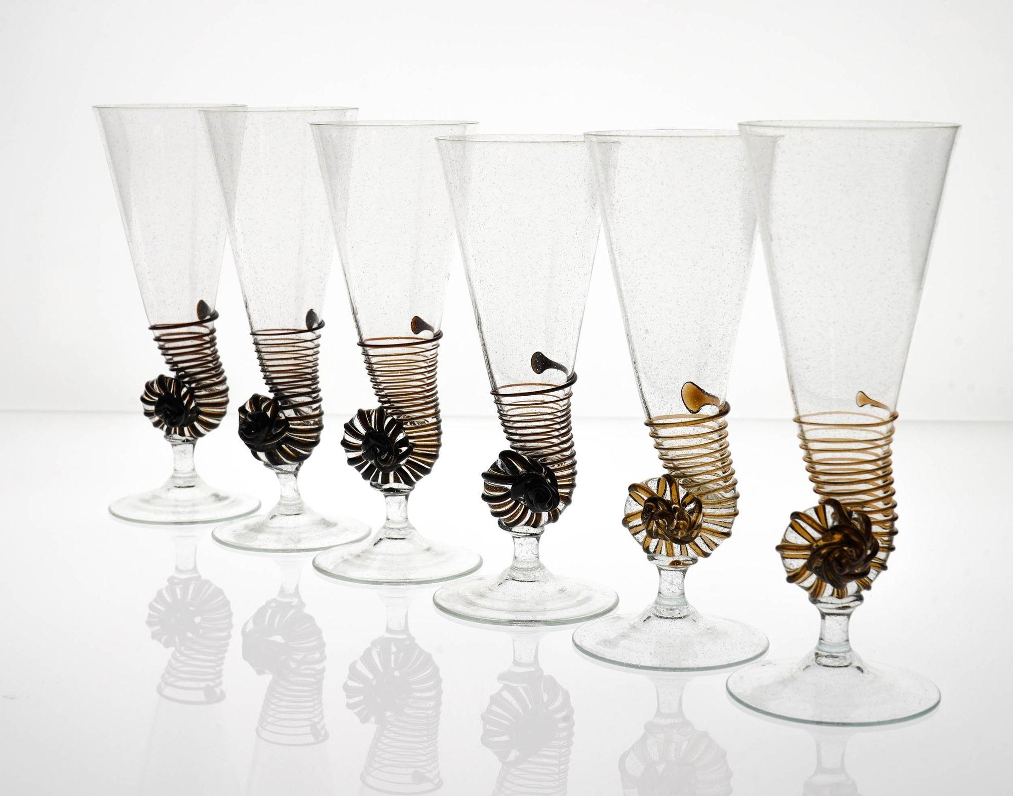 Mid-20th Century Six Cenedese Nautilus Flutes Set, Brown accent and Pulegoso Murano Glass signed For Sale