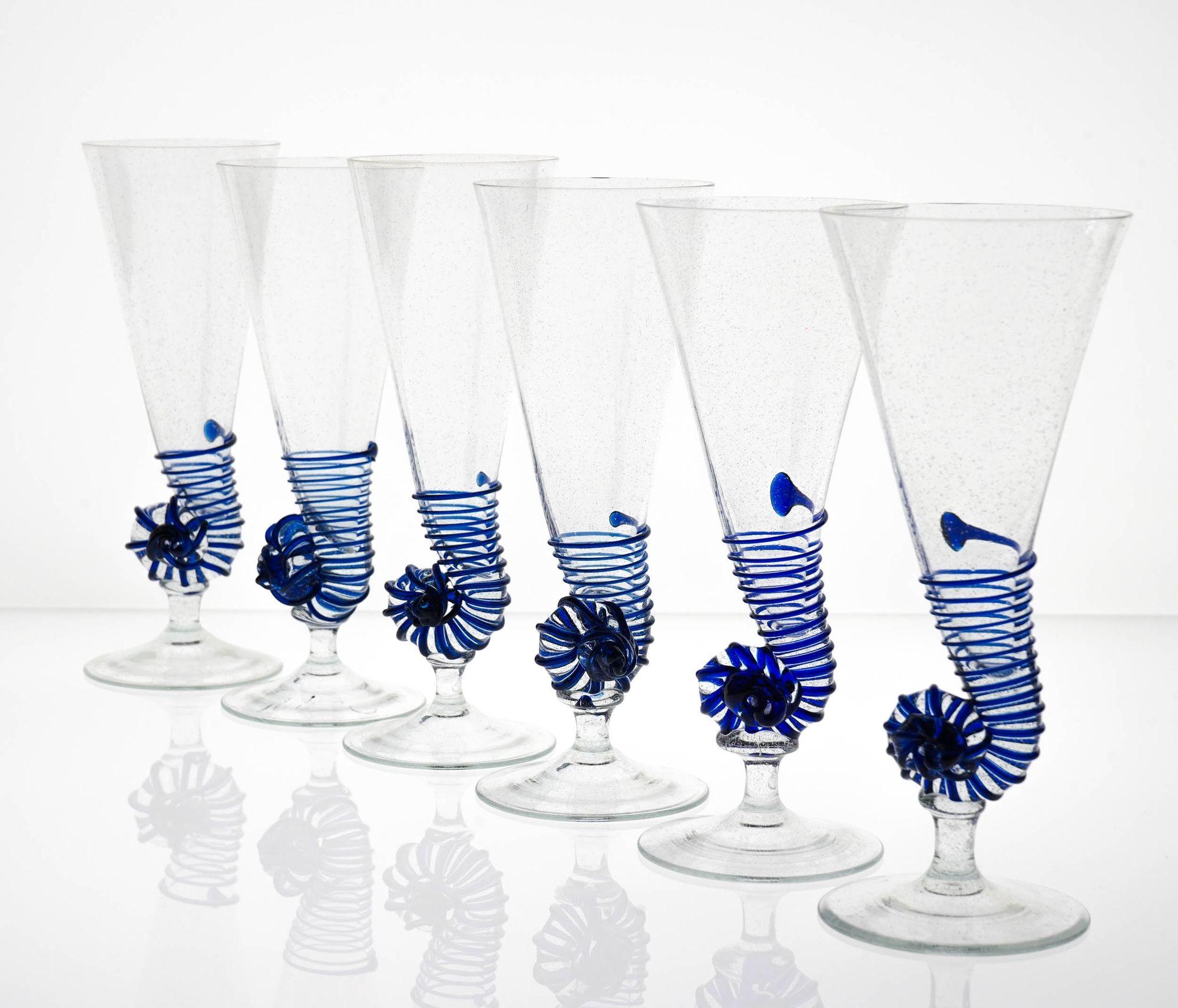 Mid-20th Century Six Cenedese Nautilus Flutes Set, Cobalt accent and Pulegoso Murano Glass signed For Sale