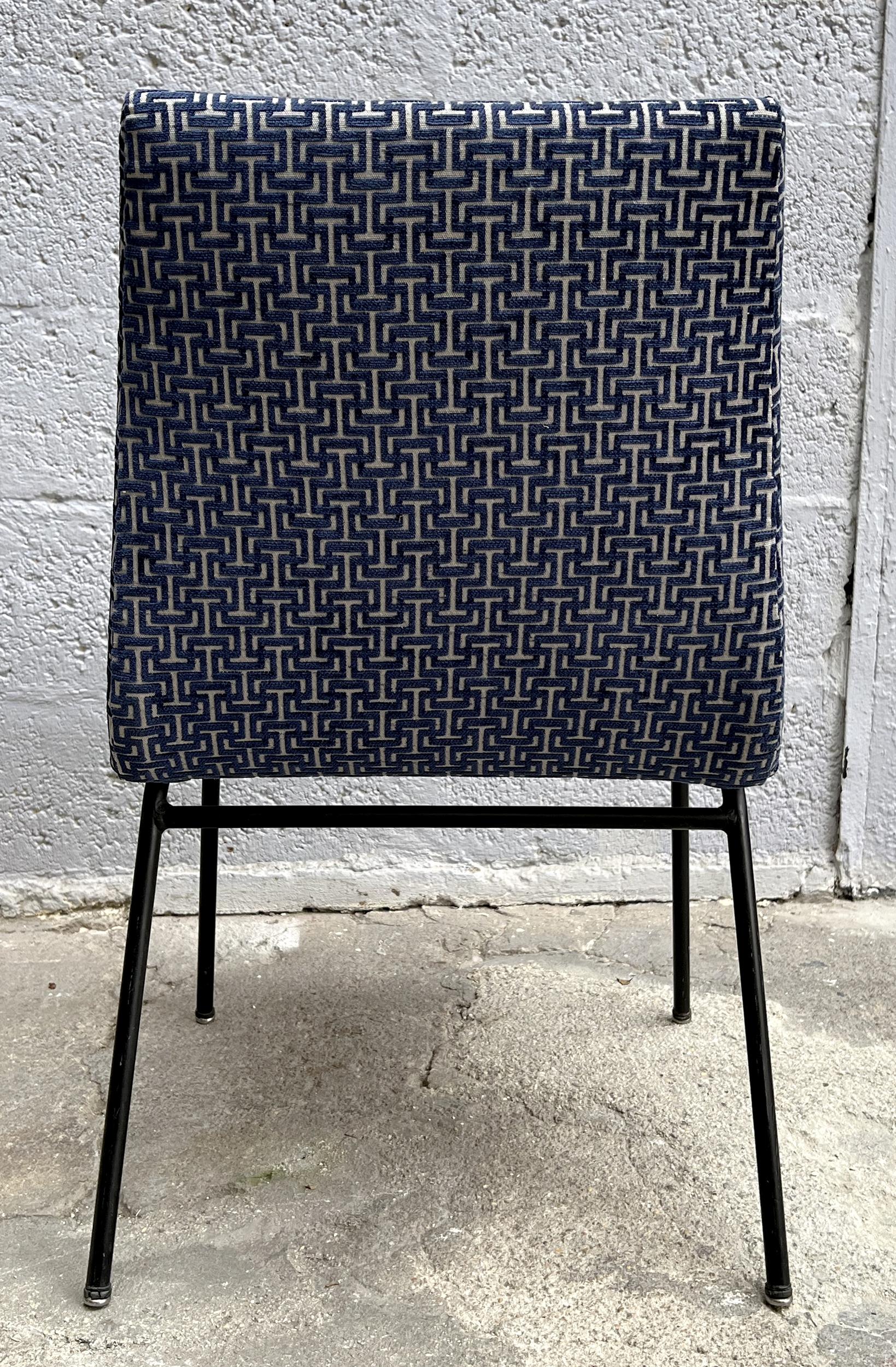 Embossed Six chairs model 