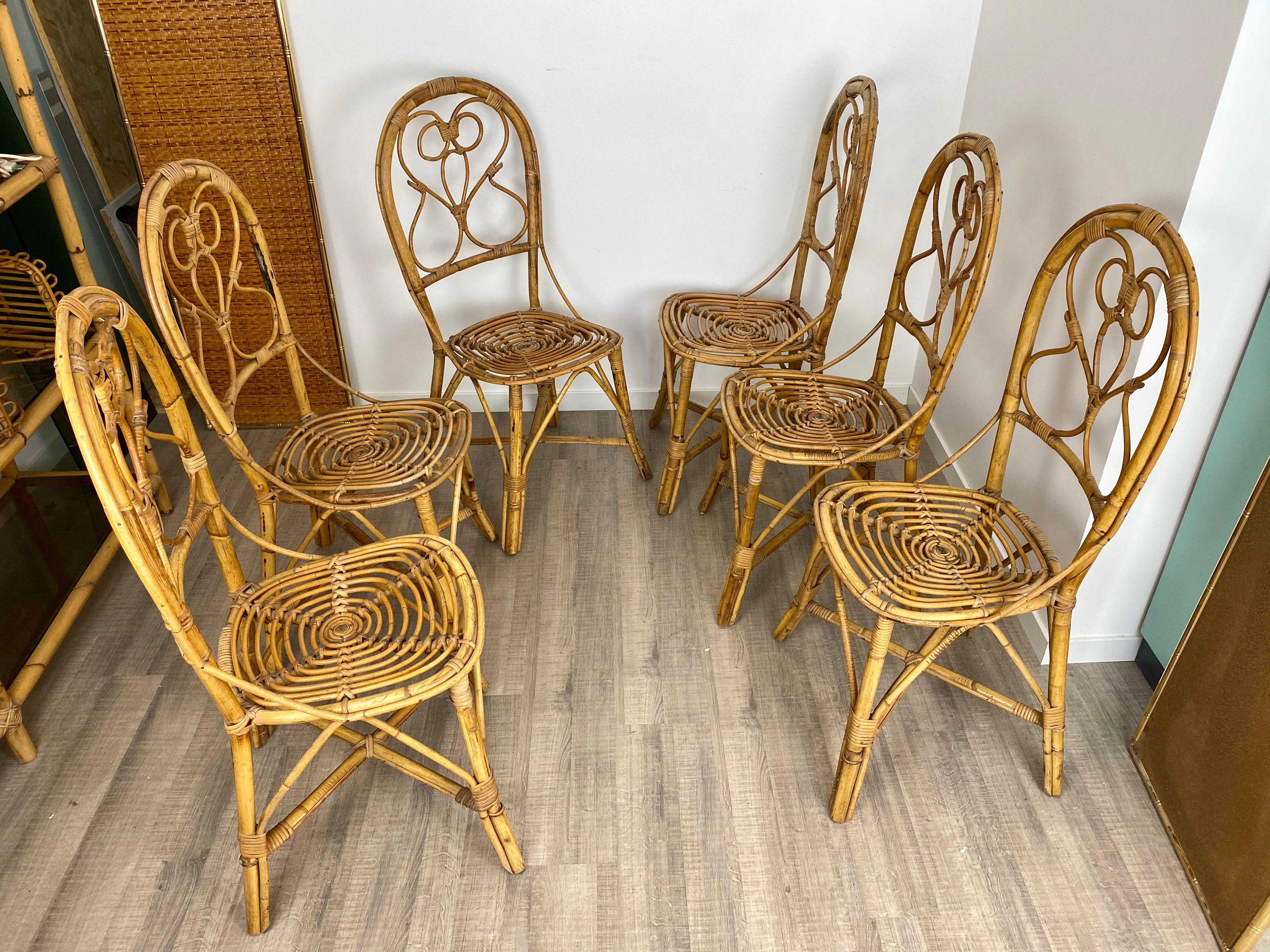 Six chaises en rotin et en bambou. Fabriqué en Italie, années 1960.