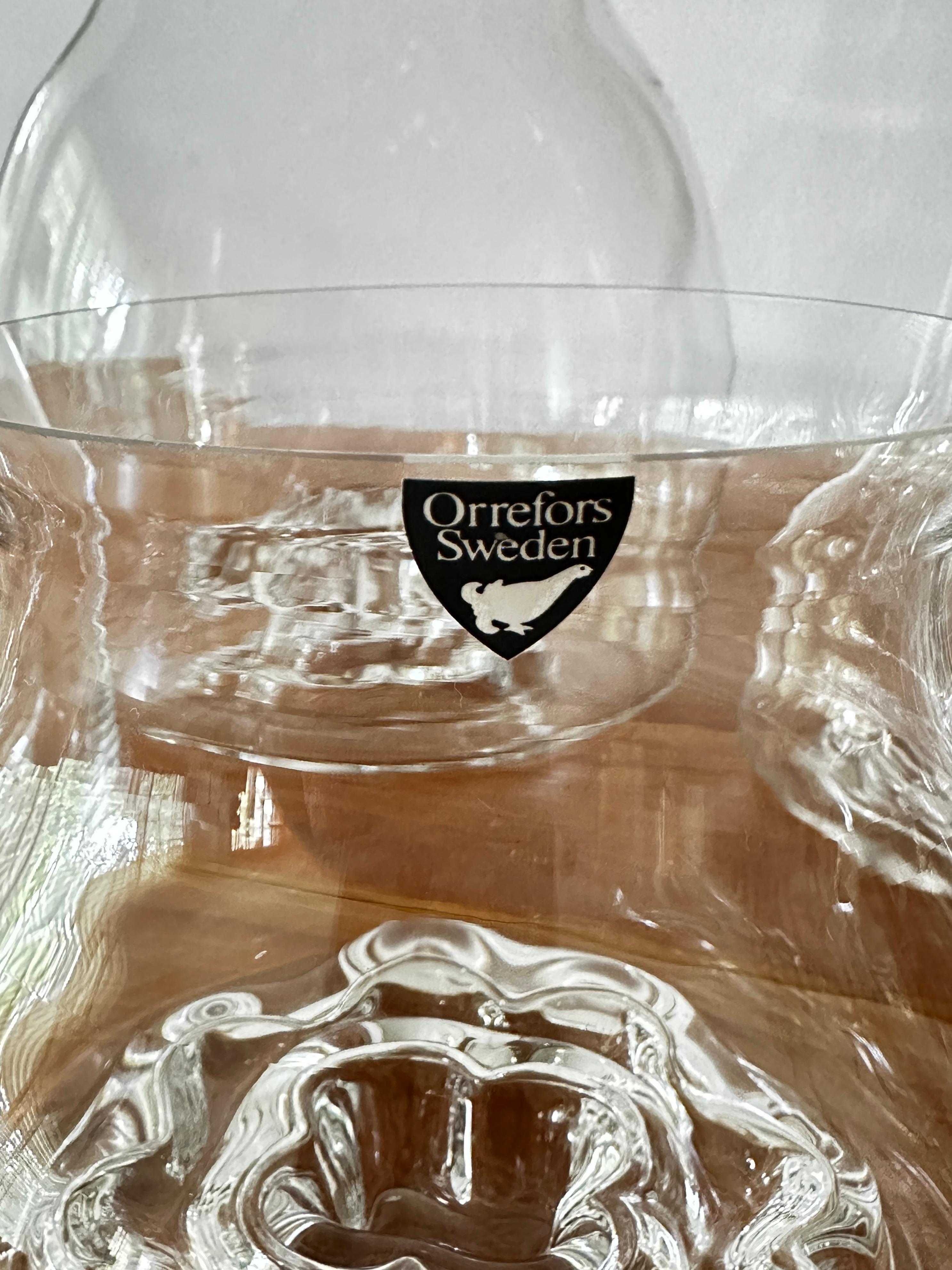 Sechs klare, von Olle Alberius entworfene Vasen von Orrefors im Angebot 4