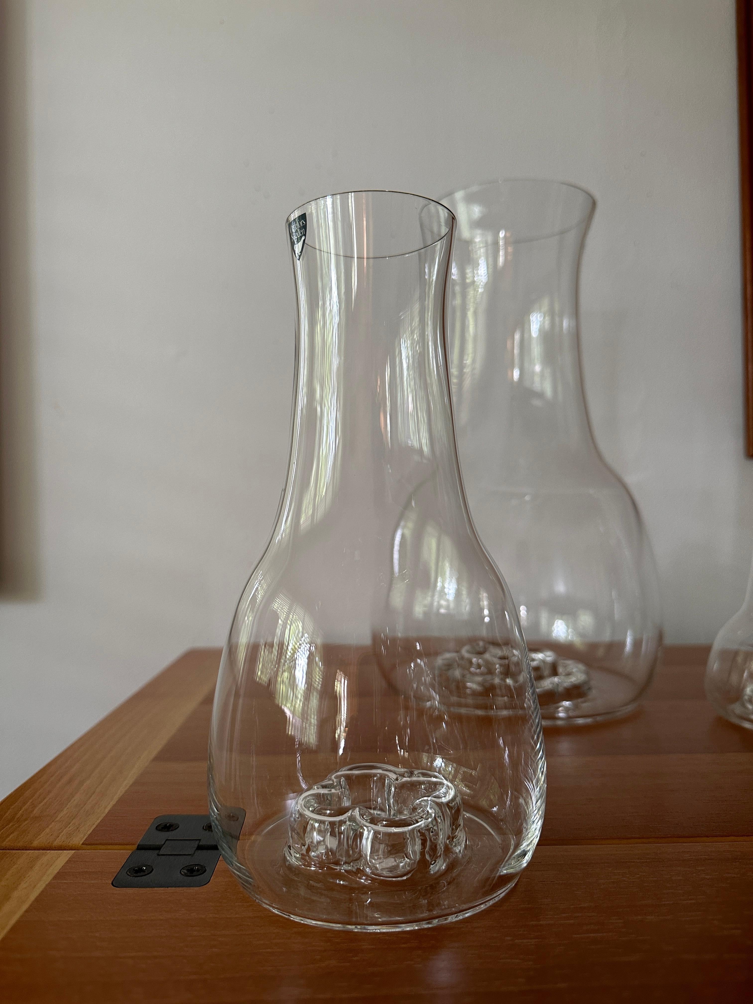 Sechs klare, von Olle Alberius entworfene Vasen von Orrefors im Angebot 1