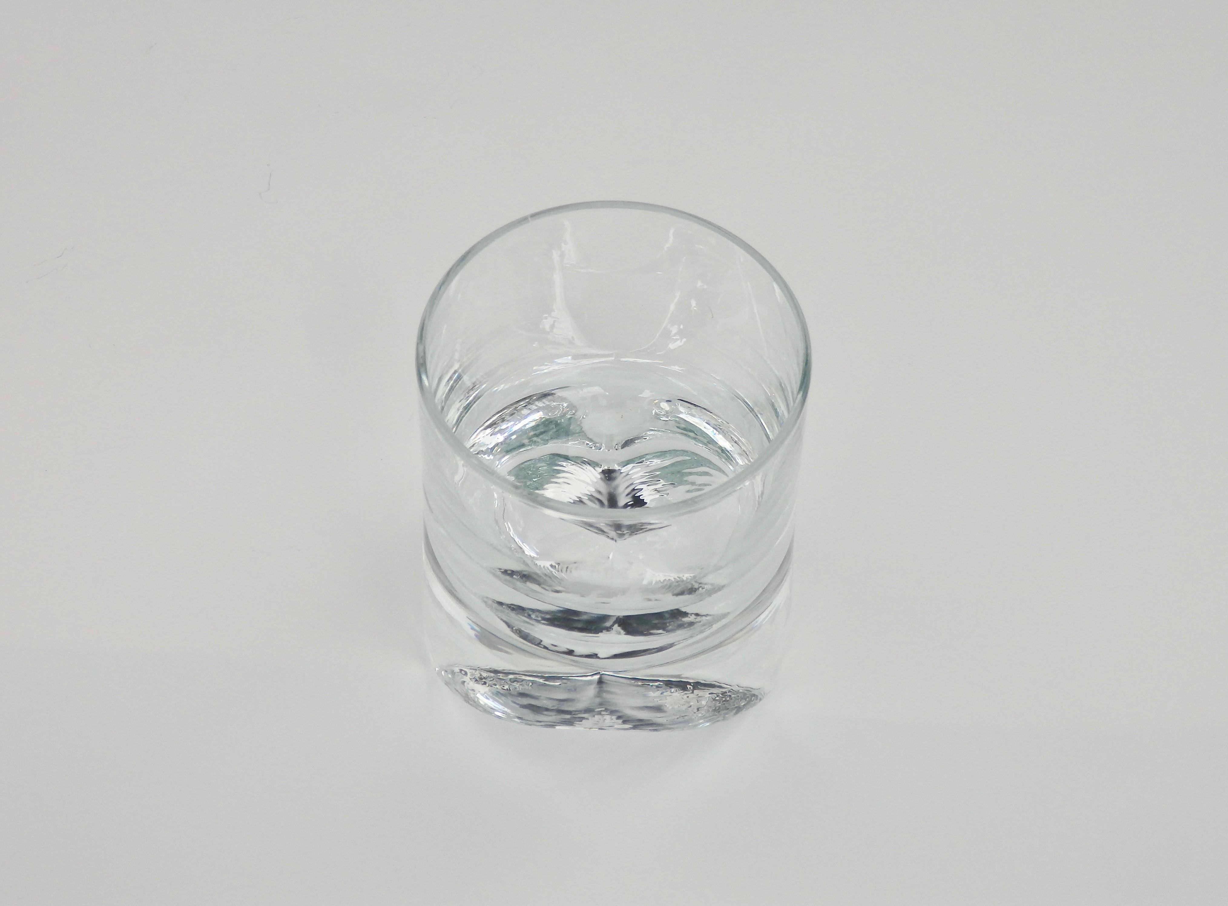 Mid-Century Modern Six Clear Whiskey Bourbon Scotch or Rocks Glasses For Sale