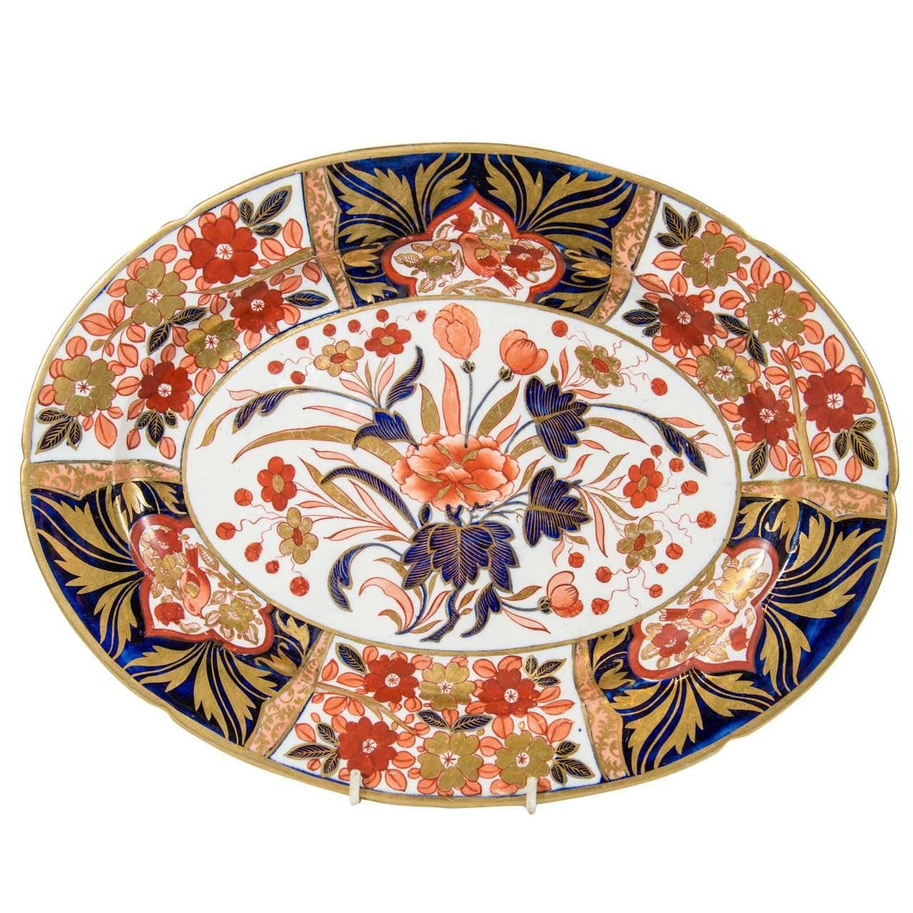 Six Colalport Imari platters painted in an English pattern known as the 