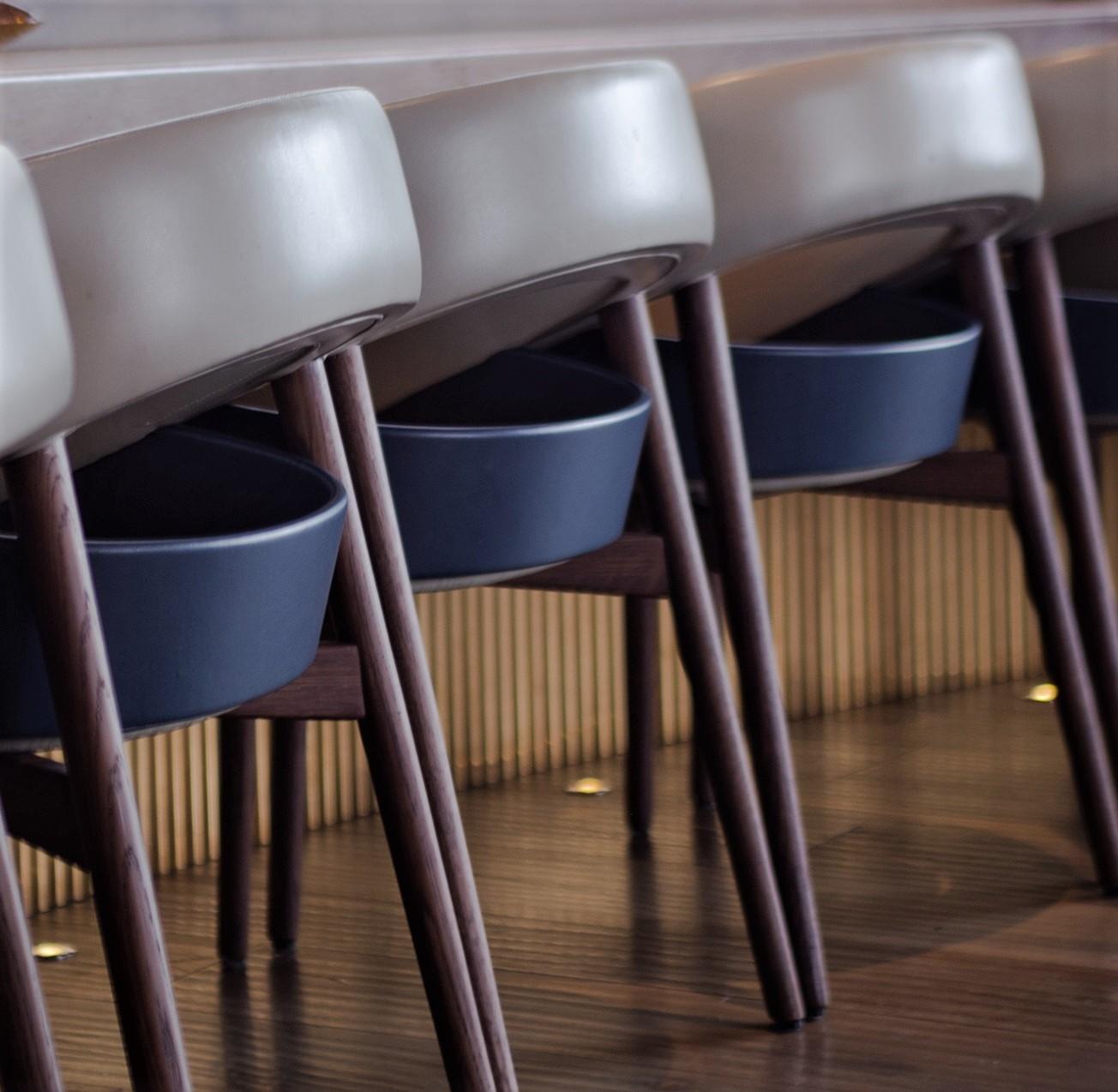 modern dining chairs black