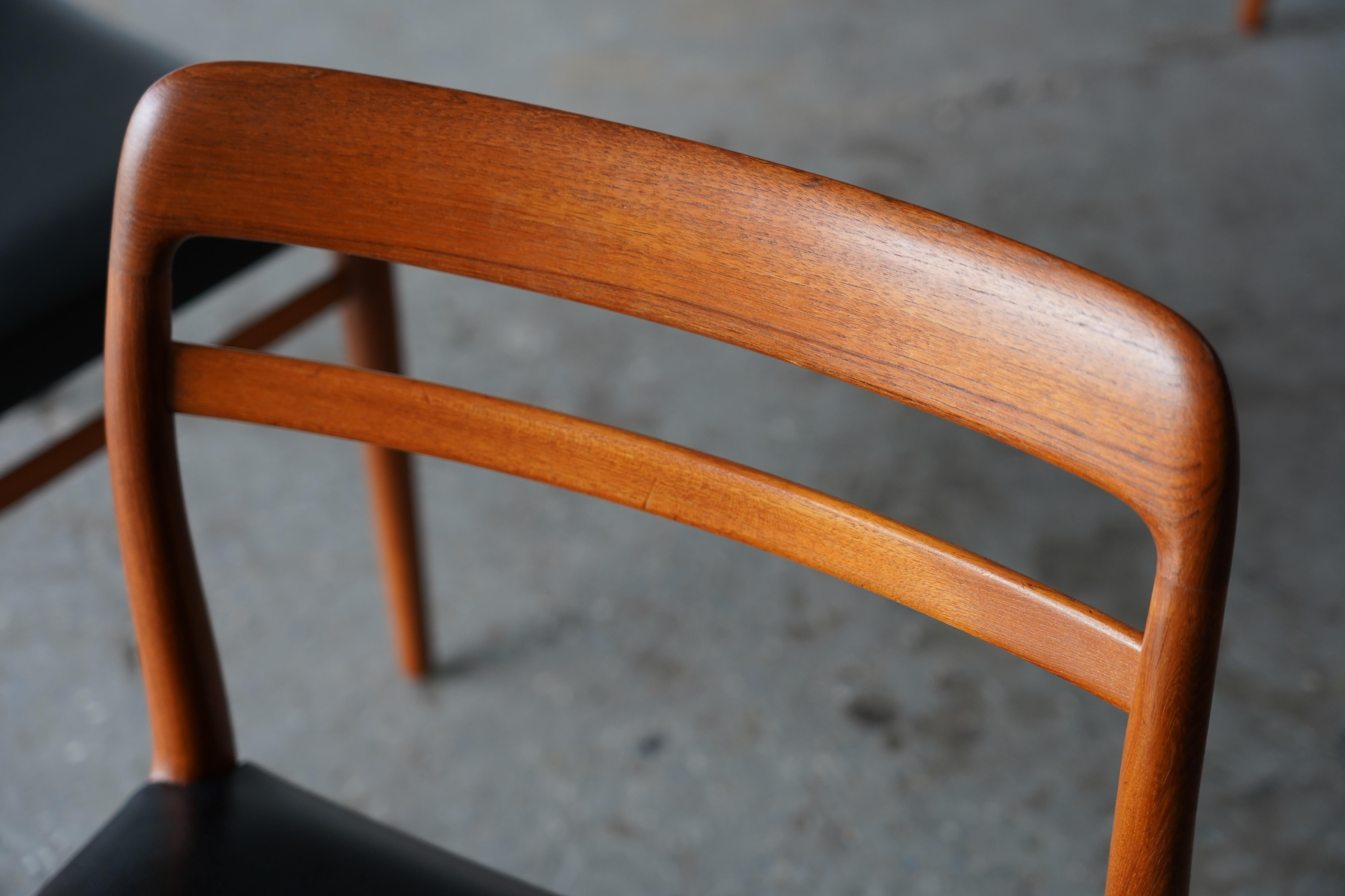 Six Danish Mid-Century Modern Teak Dining Chairs by Gustav Bahus Alf Aarseth im Angebot 2