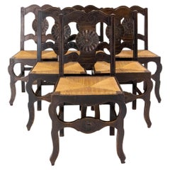 Sechs Esszimmerstühle Antike Mitte 20. Jahrhundert Spanische Nieten Leder & Kastanie