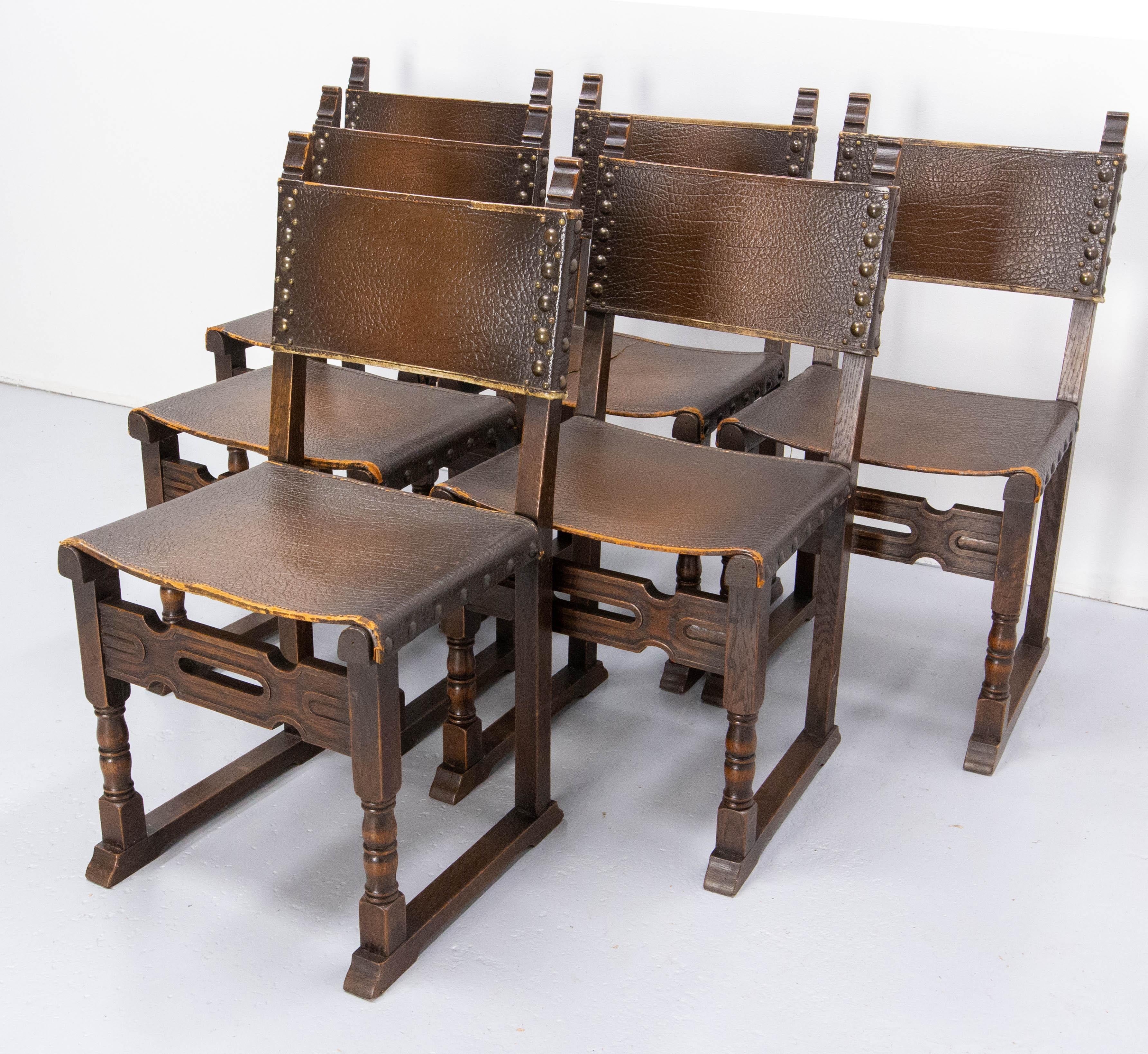 Six Dining Chairs Antique Mid-20th Century Spanish Studs Leather & Chestnut For Sale 2