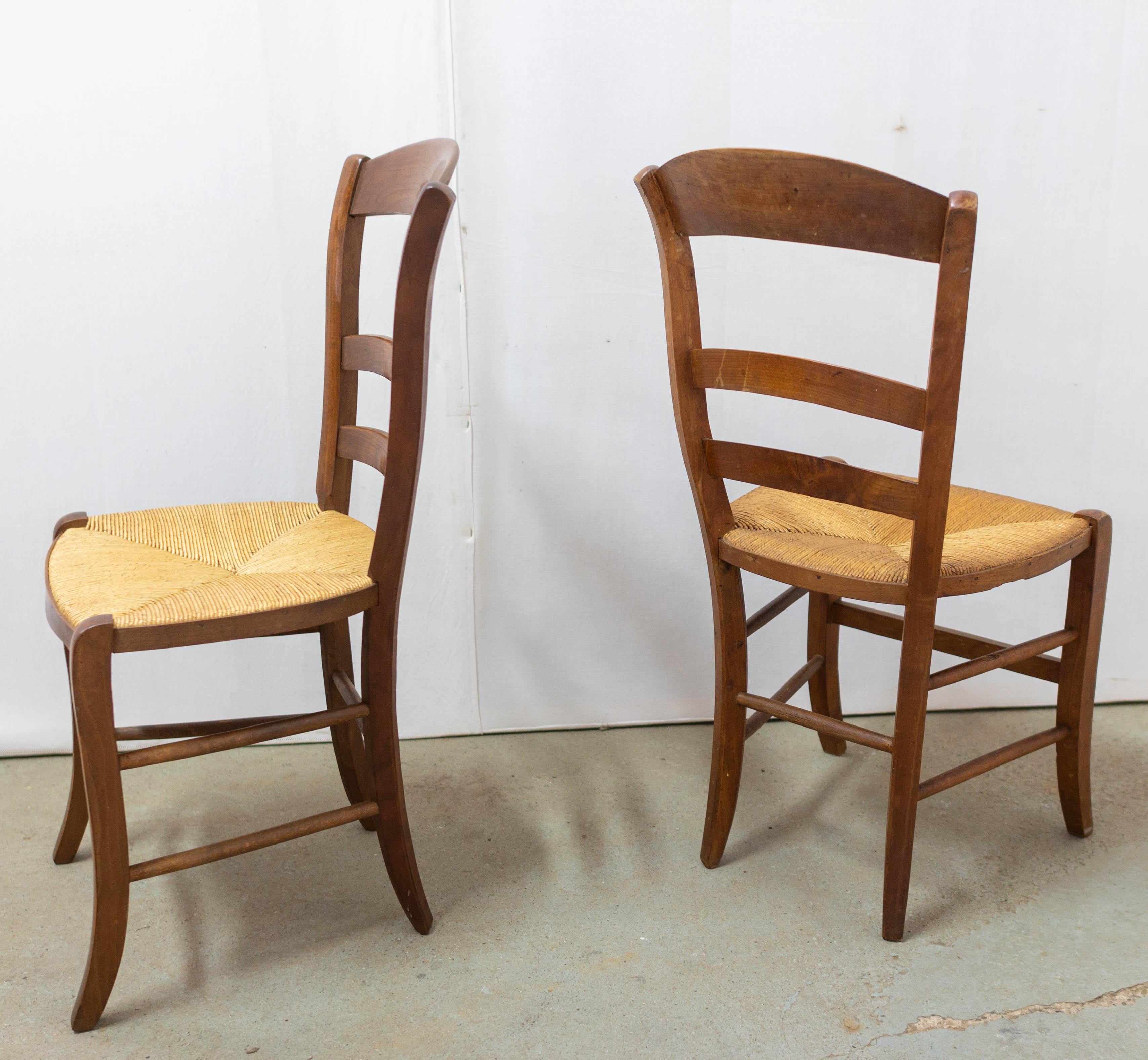 Six Dining Chairs French Country Ladder Back Rush Seats, Early 20th Century 4