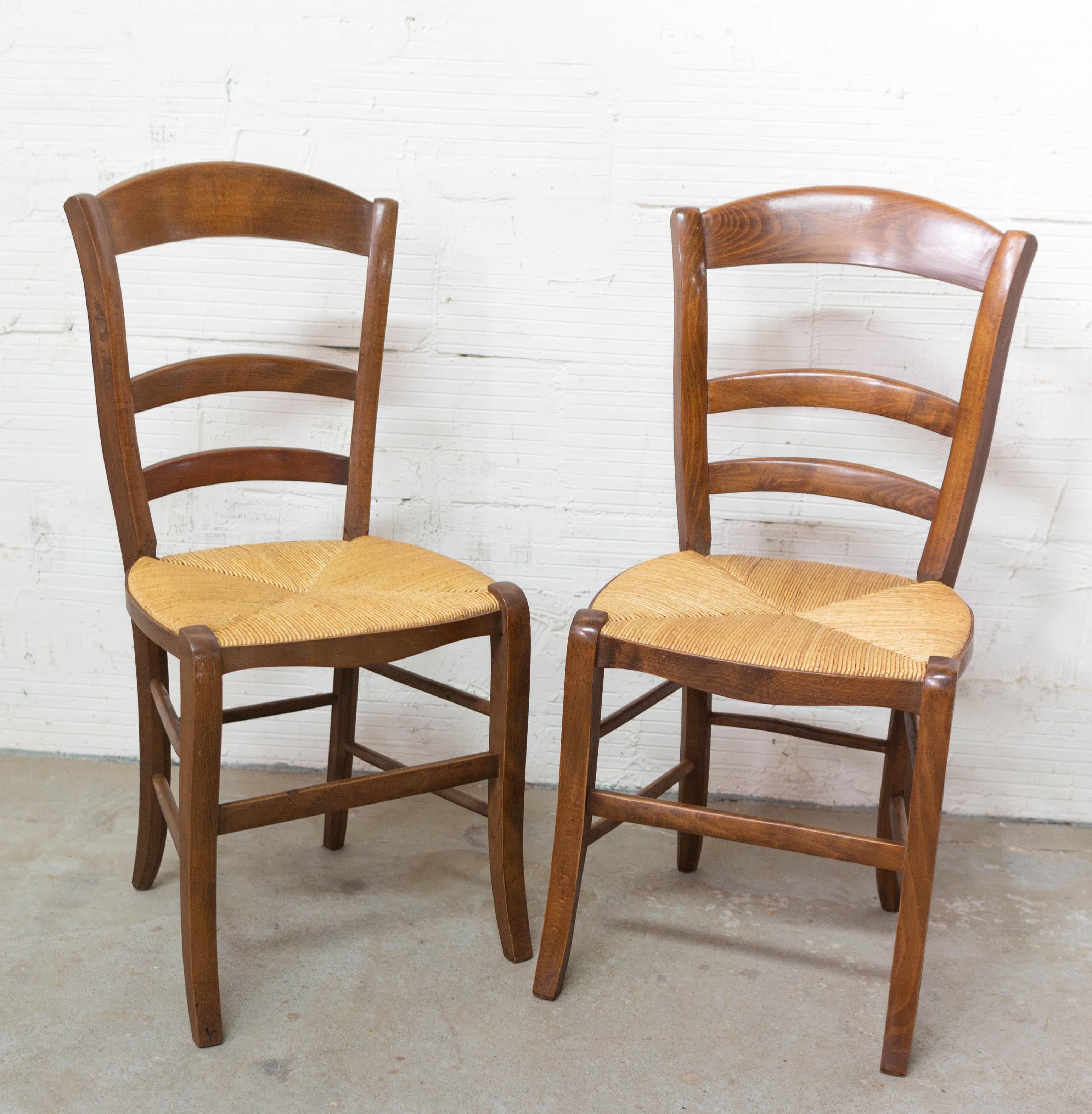 Six Dining Chairs French Country Ladder Back Rush Seats, Early 20th Century 5