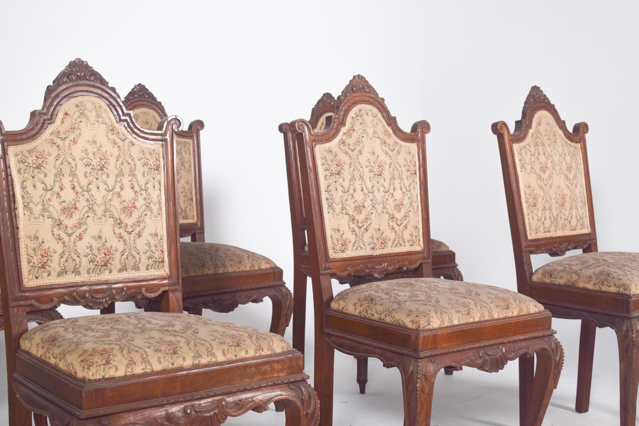 Seis sillas de comedor de estilo Luis XV en venta 2