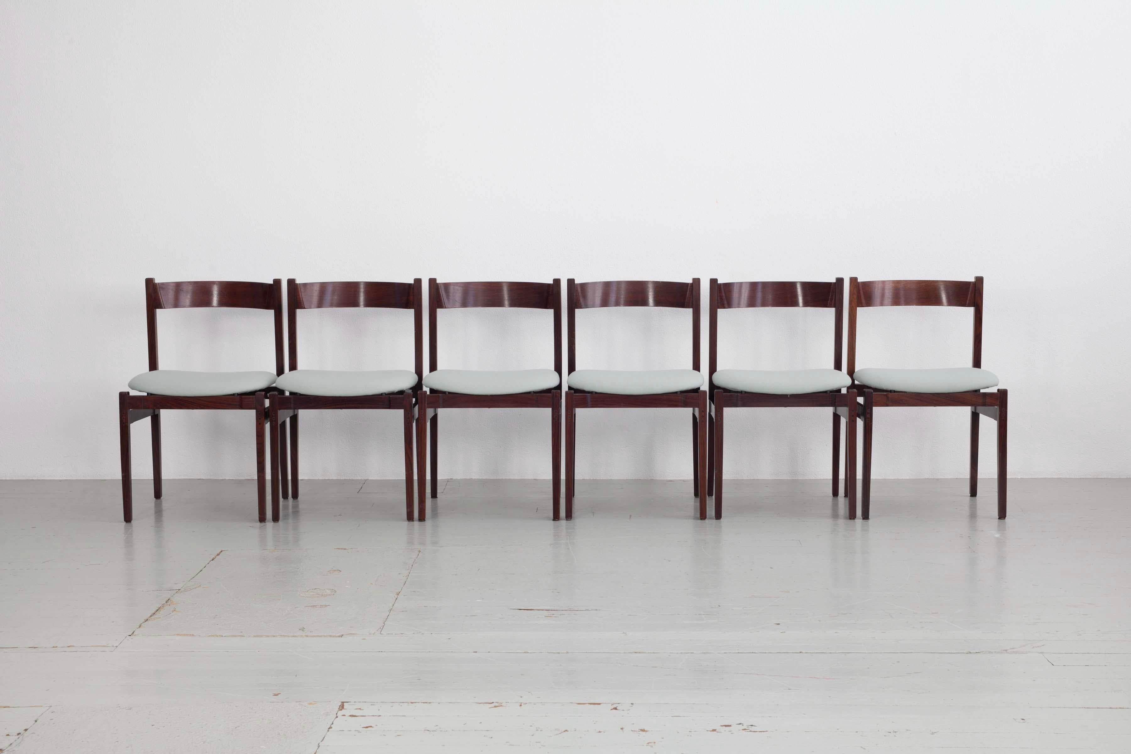 Satz von 6 Esszimmerstühlen „Modell 101“, entworfen von Gianfranco Frattini im Angebot 2