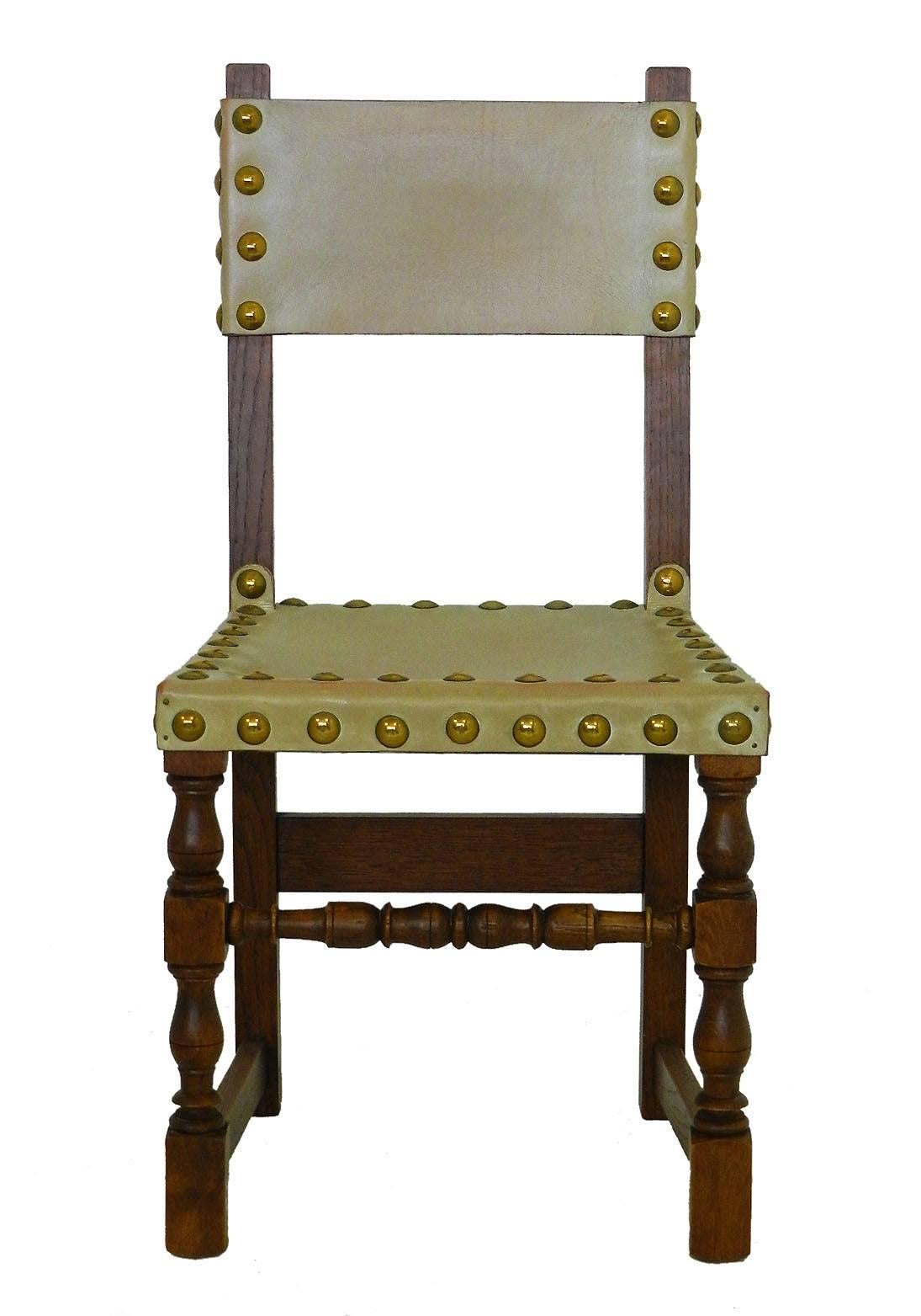 Six dining chairs vintage 20th century Spanish leather brass studs oak
Handsome set of six chairs
Pale stone leather
Chunky brass studs
Very good condition with minor signs of use.
Free Shipping Options available 
We will always do our best to offer