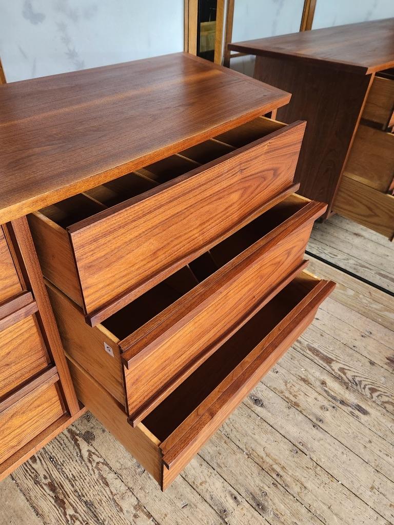 Cómoda de seis cajones George Nakashima Origins Widdicomb 1962 3
