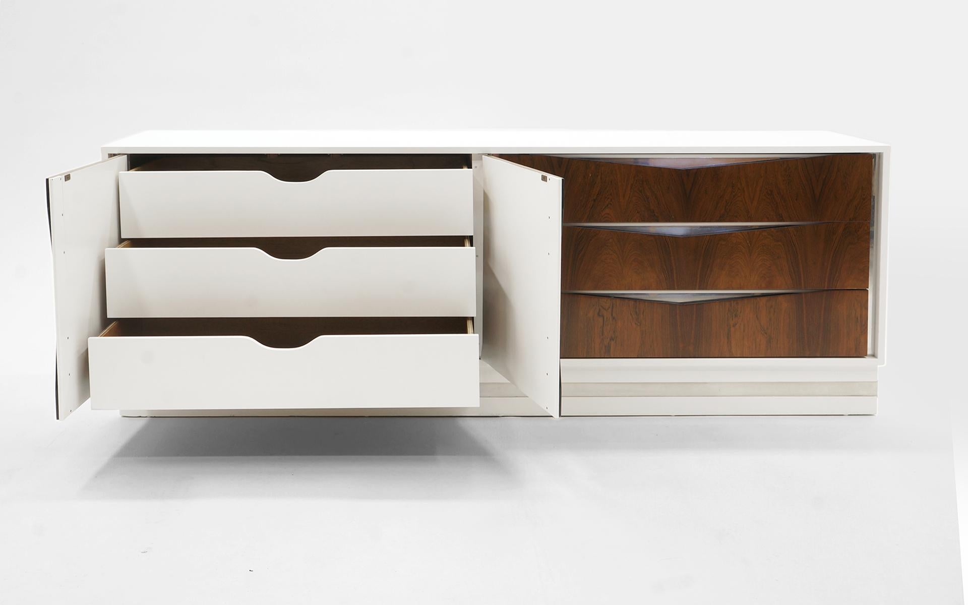 Mid-Century Modern Six-Drawer Dresser, White Case with Rosewood Fronts and Chrome Accents