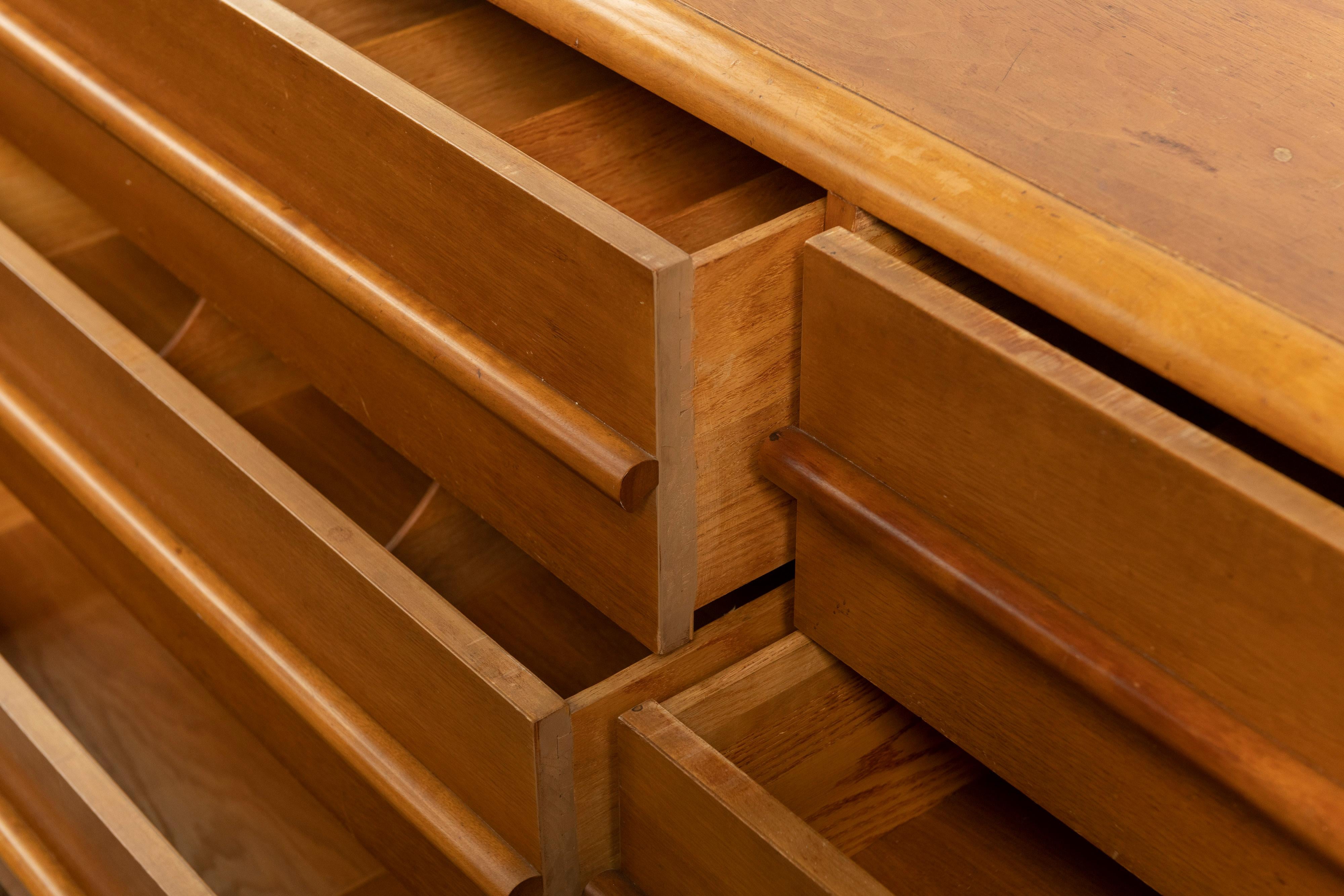 Six Drawer Teak Chest/Dresser by T.H. Robsjohn-Gibbings for Widdicomb For Sale 1