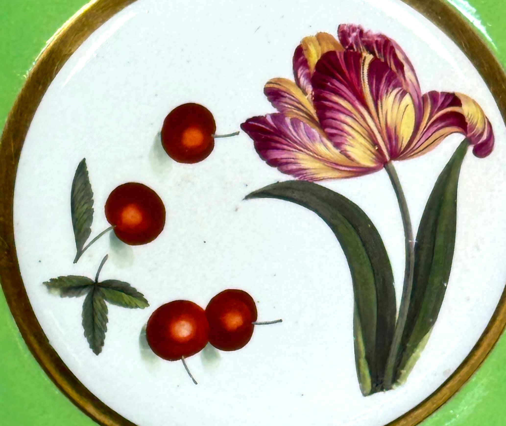 Sei piatti da dessert botanici francesi del primo Ottocento con bordi verdi e dorati in vendita 2