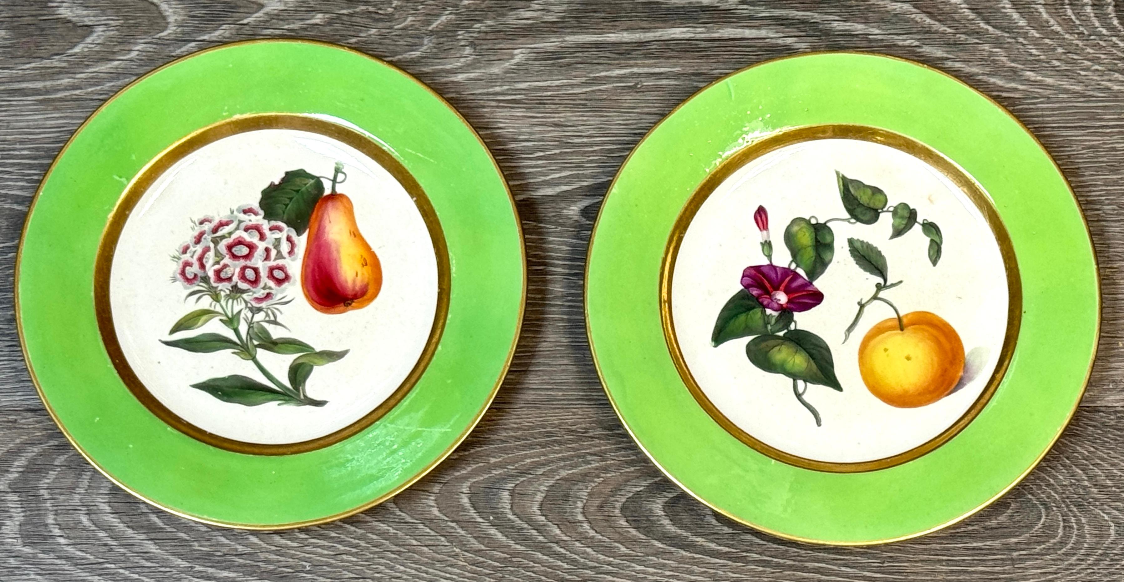 Neoclassico Sei piatti da dessert botanici francesi del primo Ottocento con bordi verdi e dorati in vendita