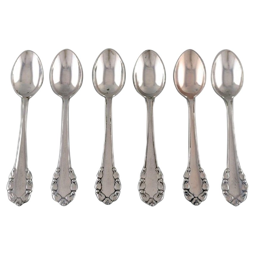 Six cuillères à thé Lily of the Valley en argent 830 des débuts de Georg Jensen