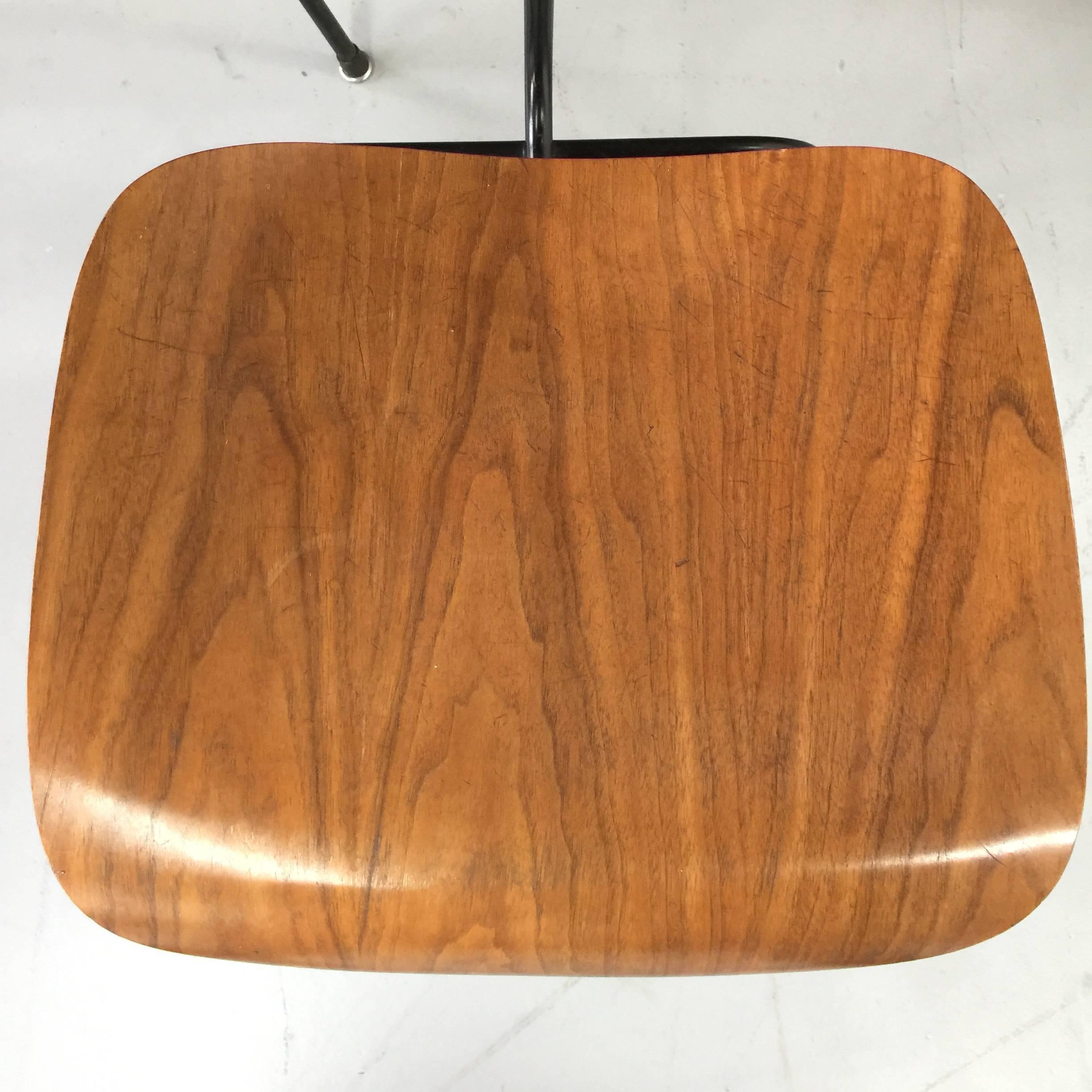 North American Six Early Mid-Century Modern Eames DCM Chairs