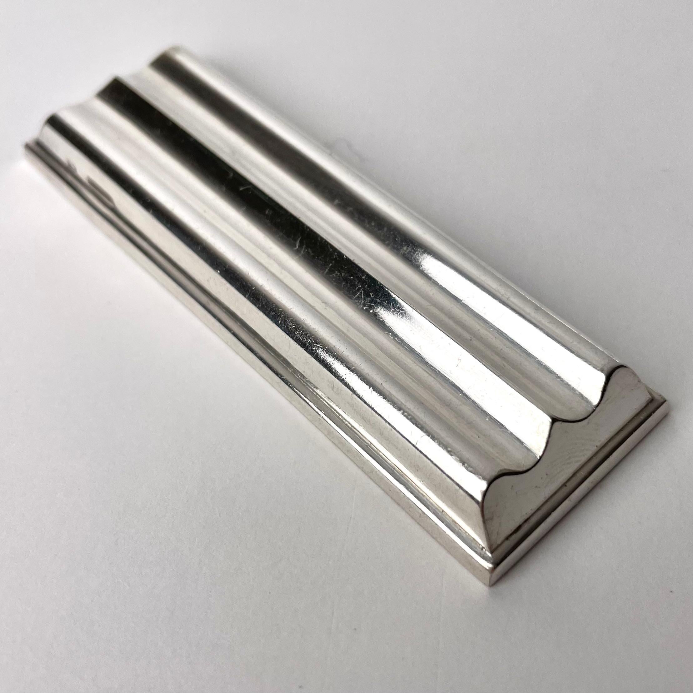 Six elegant Art Deco Butter Knife Rest in silverplate from Christofle. 1930s For Sale 1