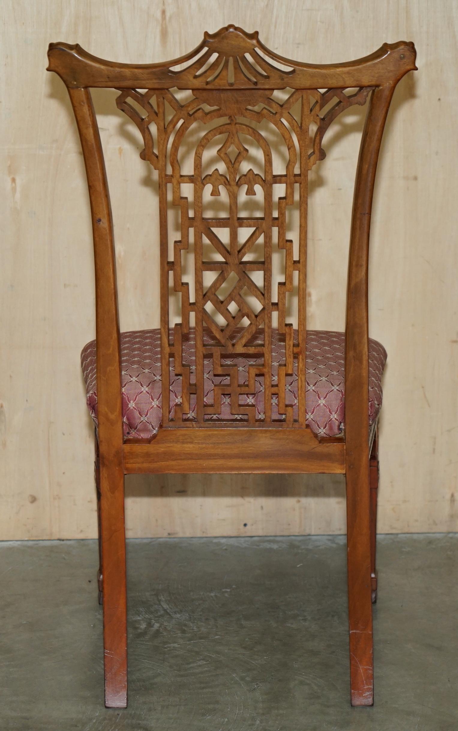 SIX EXQUISITE ViNTAGE THOMAS CHIPPENDALE CHINESE PAGODA TOP DINING CHAIRS For Sale 5