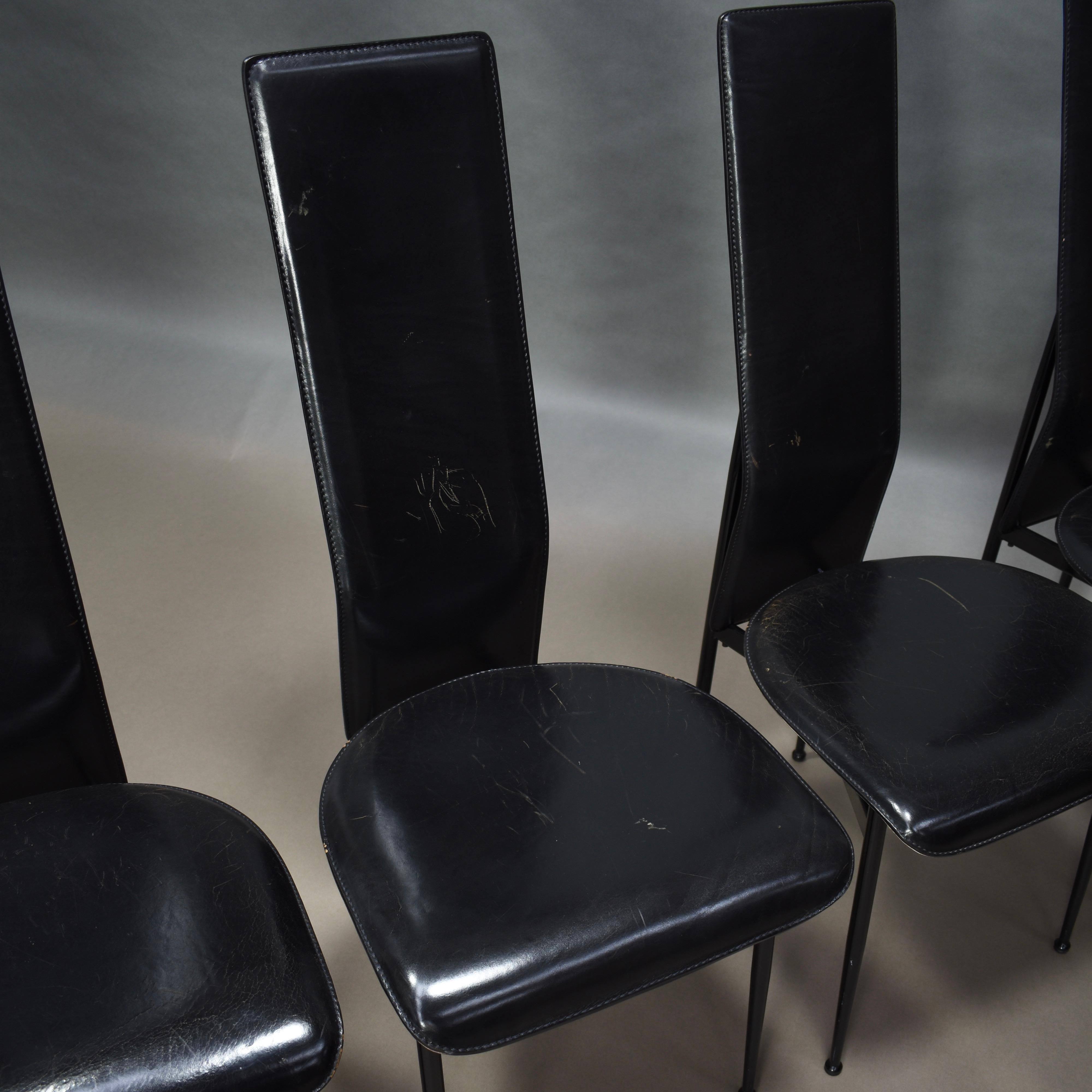 Sechs Fasem-Esszimmerstühle von Vegni und Gualtierotti aus schwarzem Leder, Italien (Metall) im Angebot