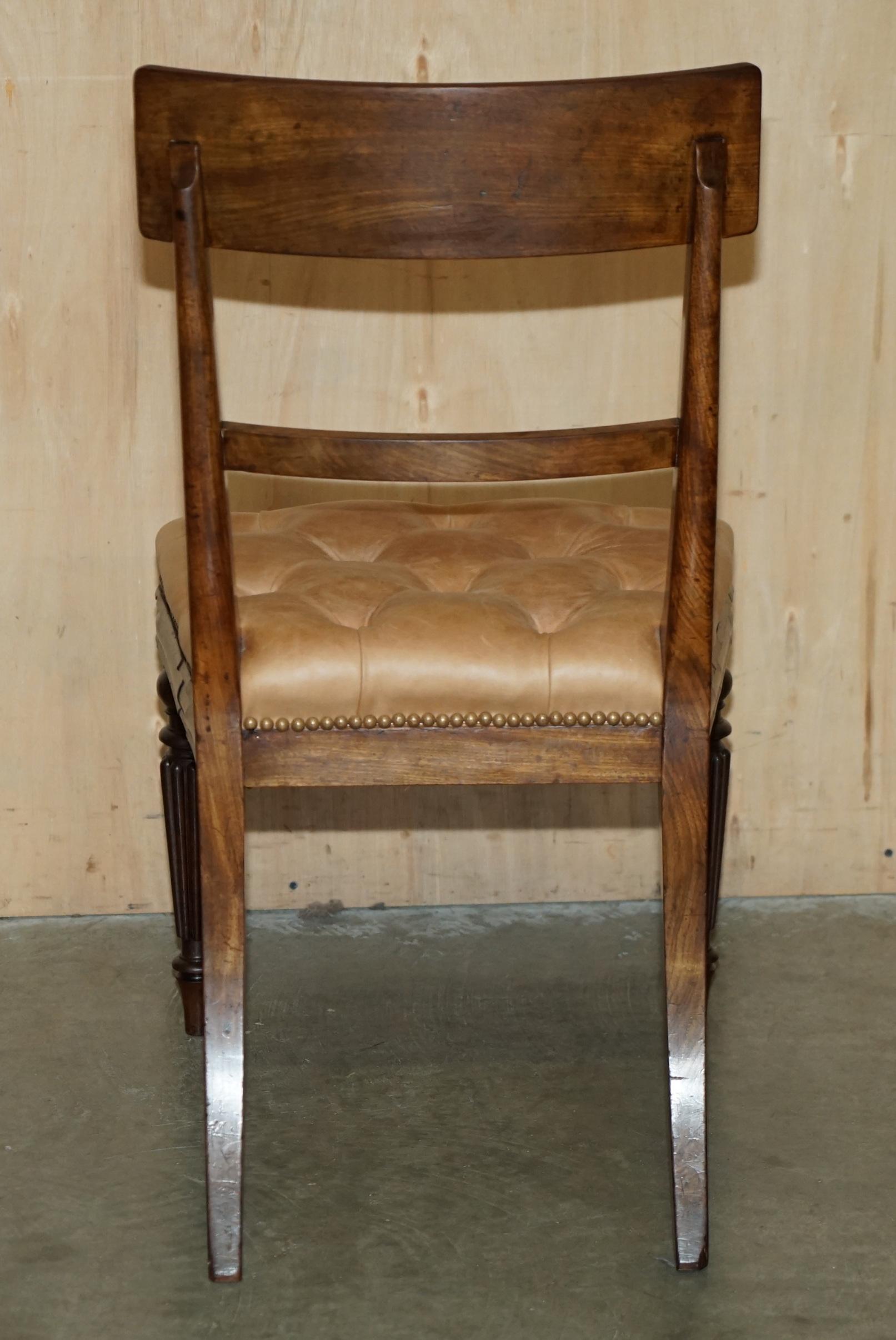 SIX FINE ANTIQUE REGENCY 1820 BROWN LEATHER HARDWOOD CHESTERFIELD DiNING CHAIRS For Sale 7