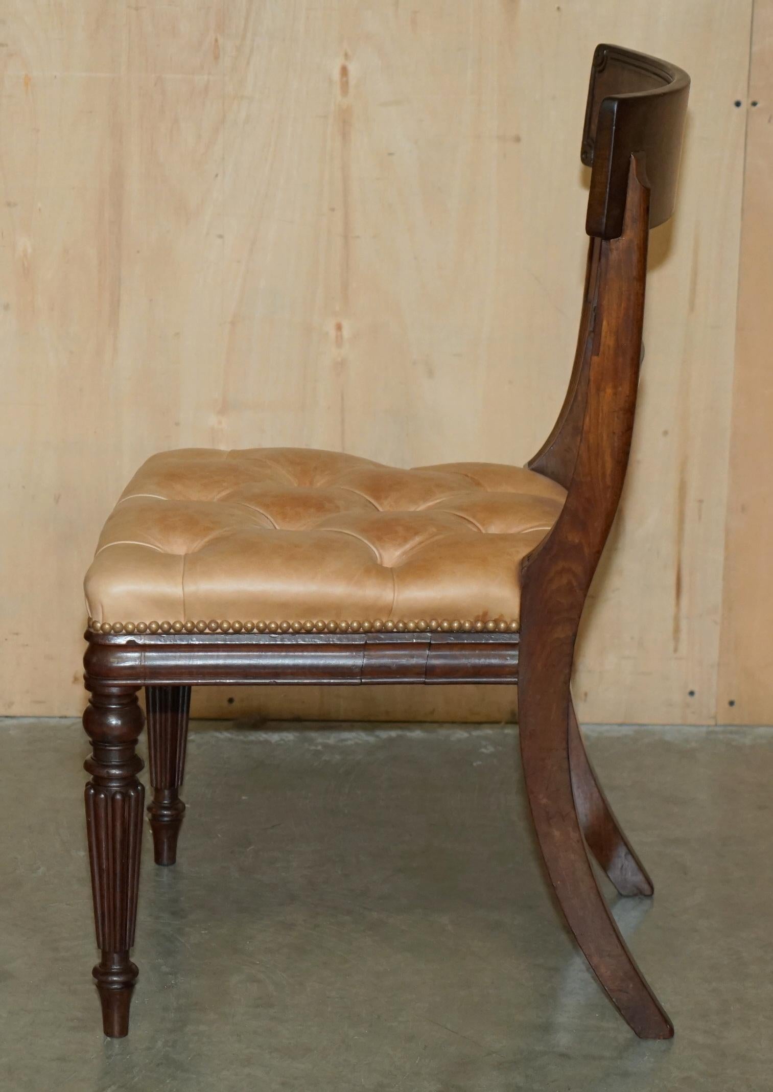 SIX FINE ANTIQUE REGENCY 1820 BROWN LEATHER HARDWOOD CHESTERFIELD DiNING CHAIRS For Sale 9