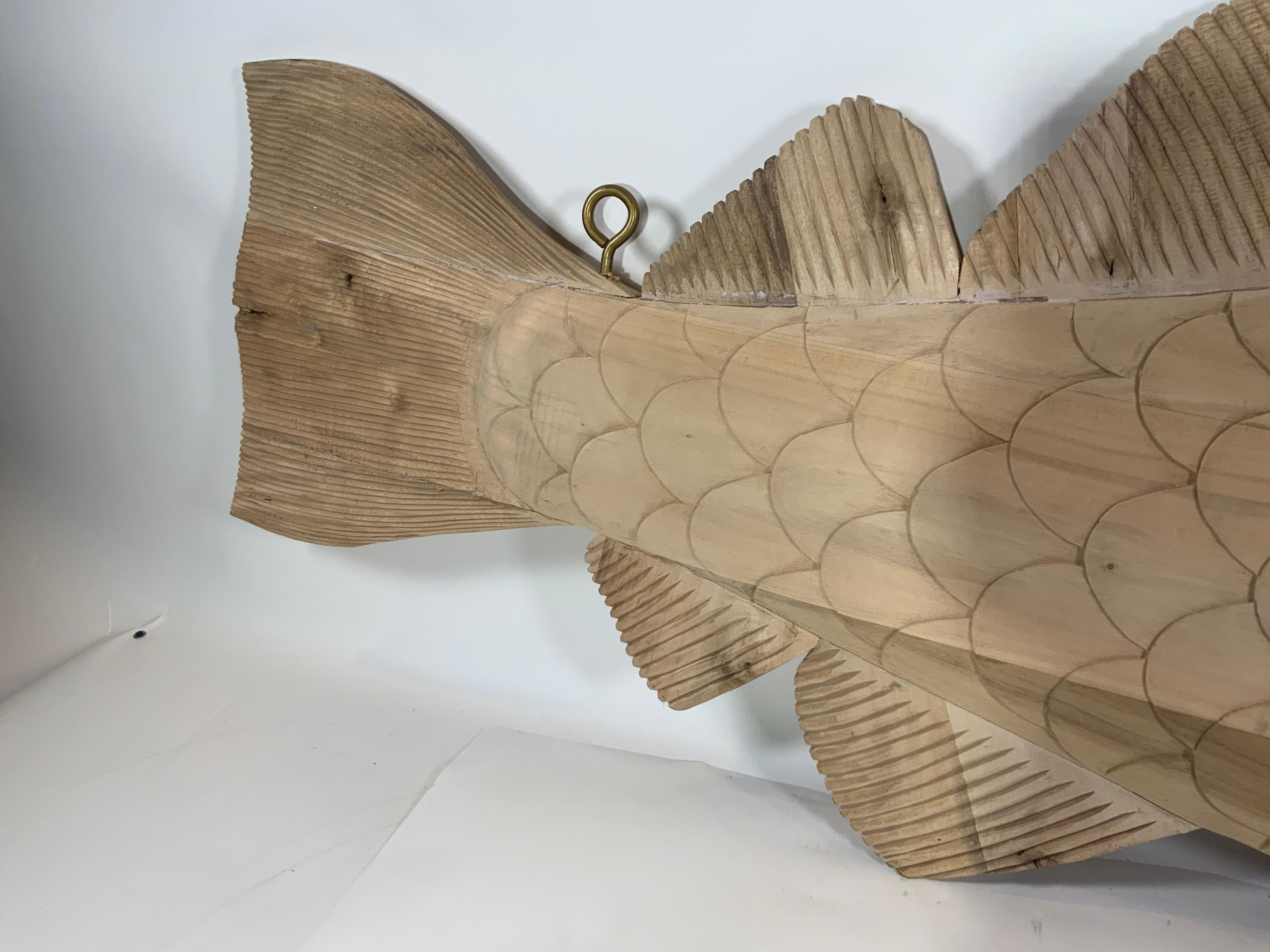 Geschnitzte Codfish aus Holz, 2,13 m im Angebot 3
