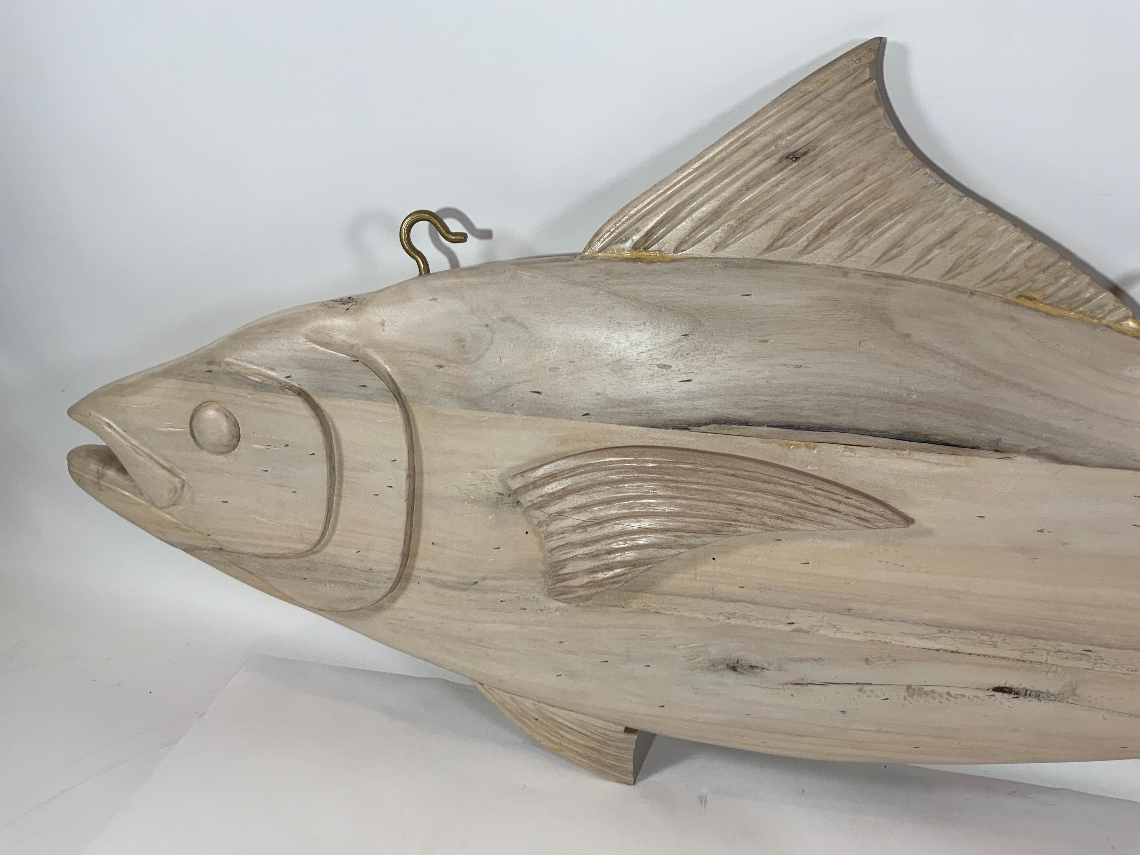 Sechs Fuß geschnitzter Tuna-Fisch aus Holz im Angebot 6