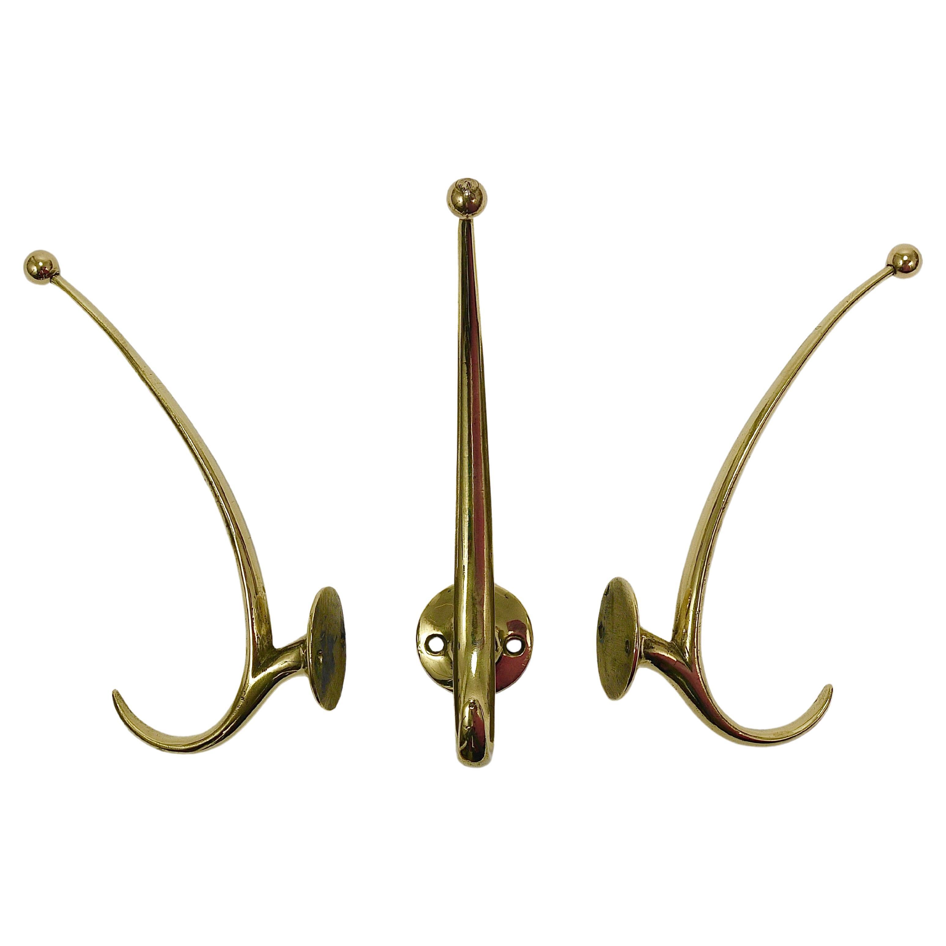 Six Franz Hagenauer Vienna Mid-Century Curved Brass Wall Coat Hooks, 1950s For Sale
