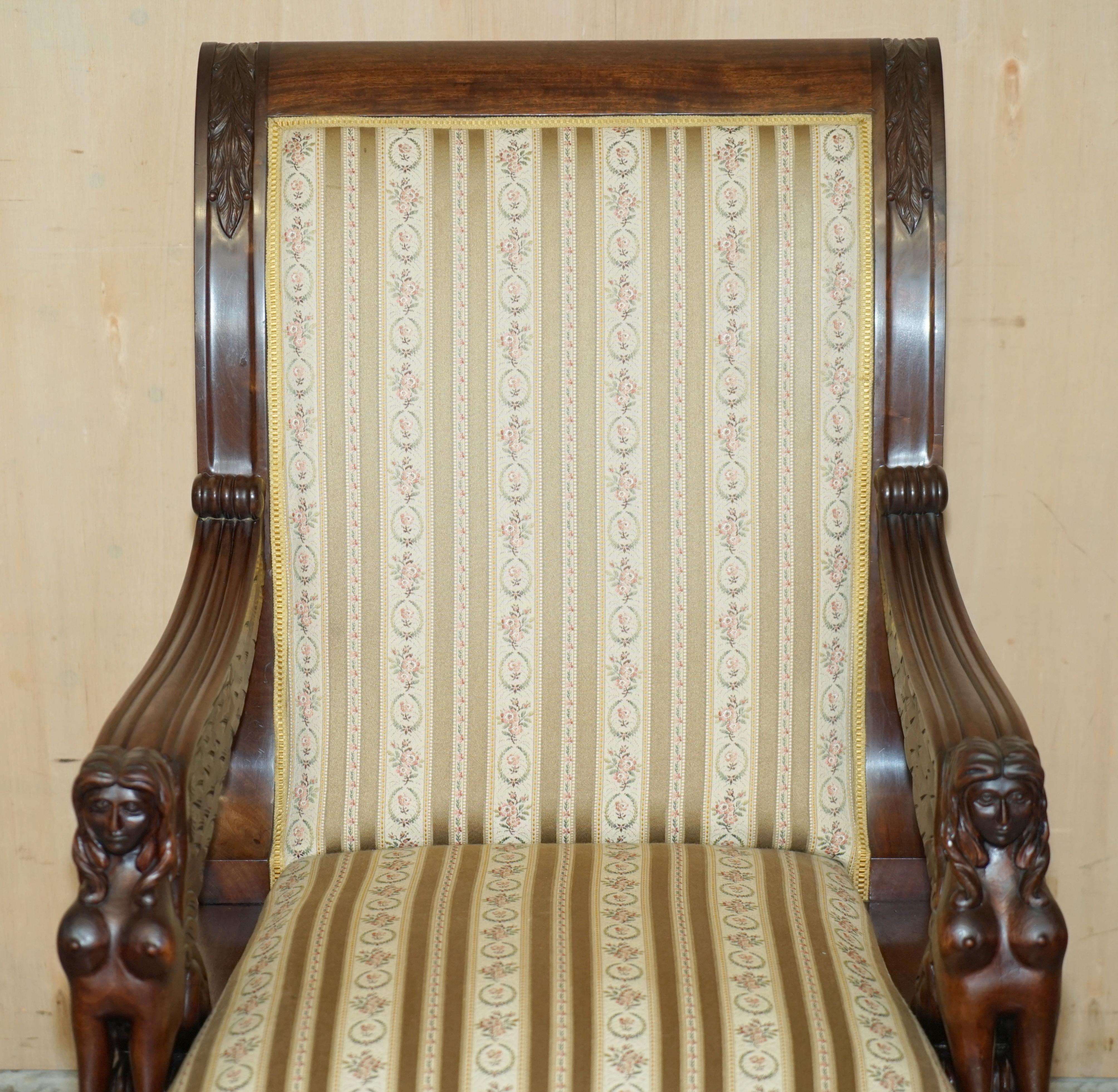 SIX FRENCH 1880 HARDWOOD HAND CARVED SPHINX ANTiQUE SALON DINING THRONE CHAIRS For Sale 7