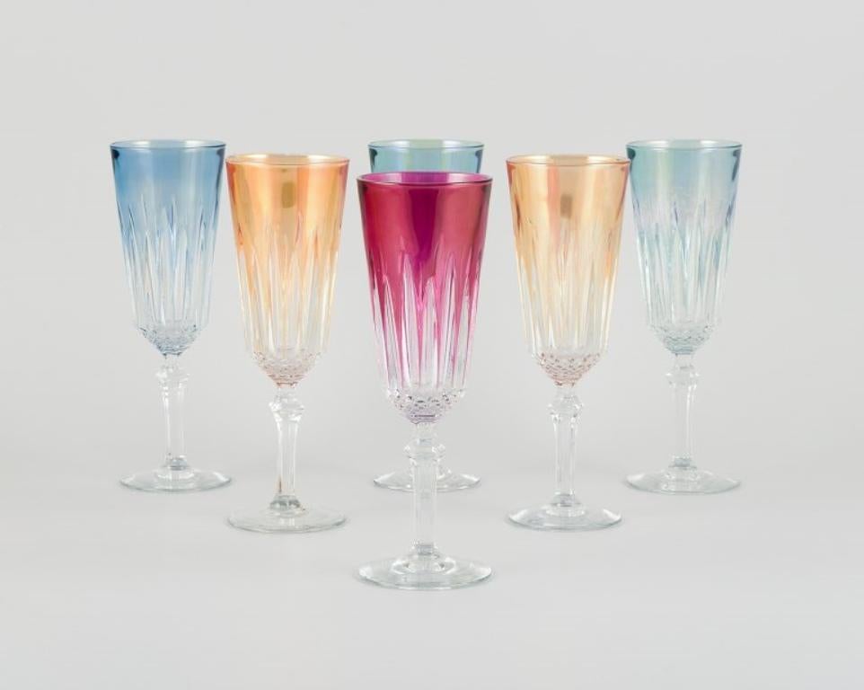 Six French champagne flutes in crystal glass.
Classic design in different colors.
Mid-20th century.
In perfect condition.
Measurements: H 18.7 cm x D 6.5 cm.