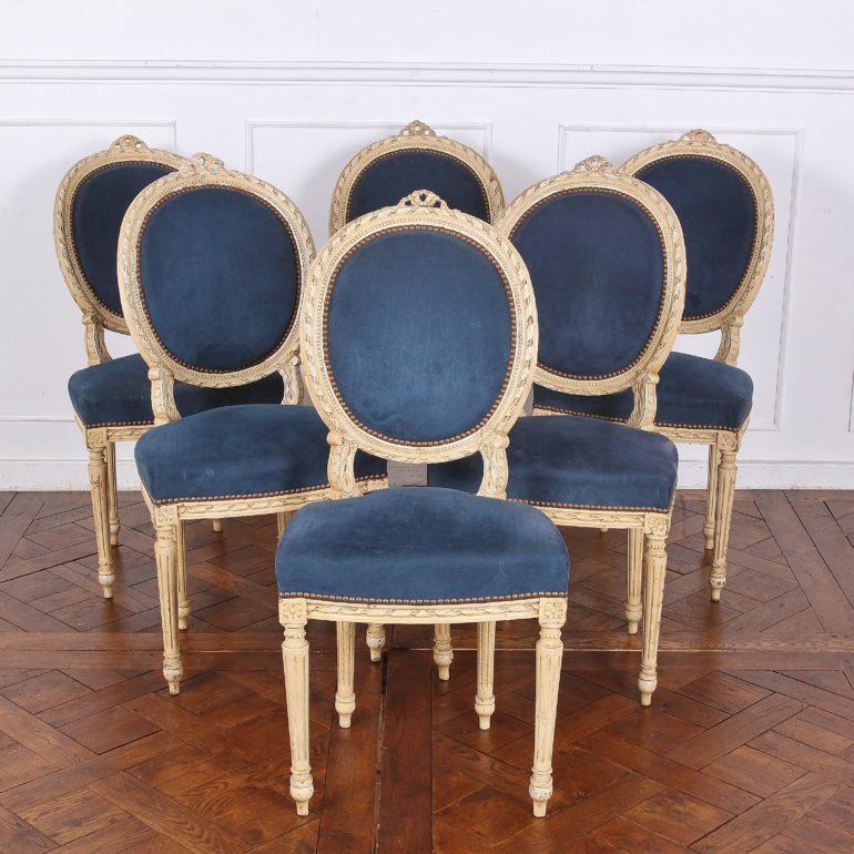 Six French balloon-back dining chairs. Highly detailed, hand carved, painted beechwood.

 
 
   