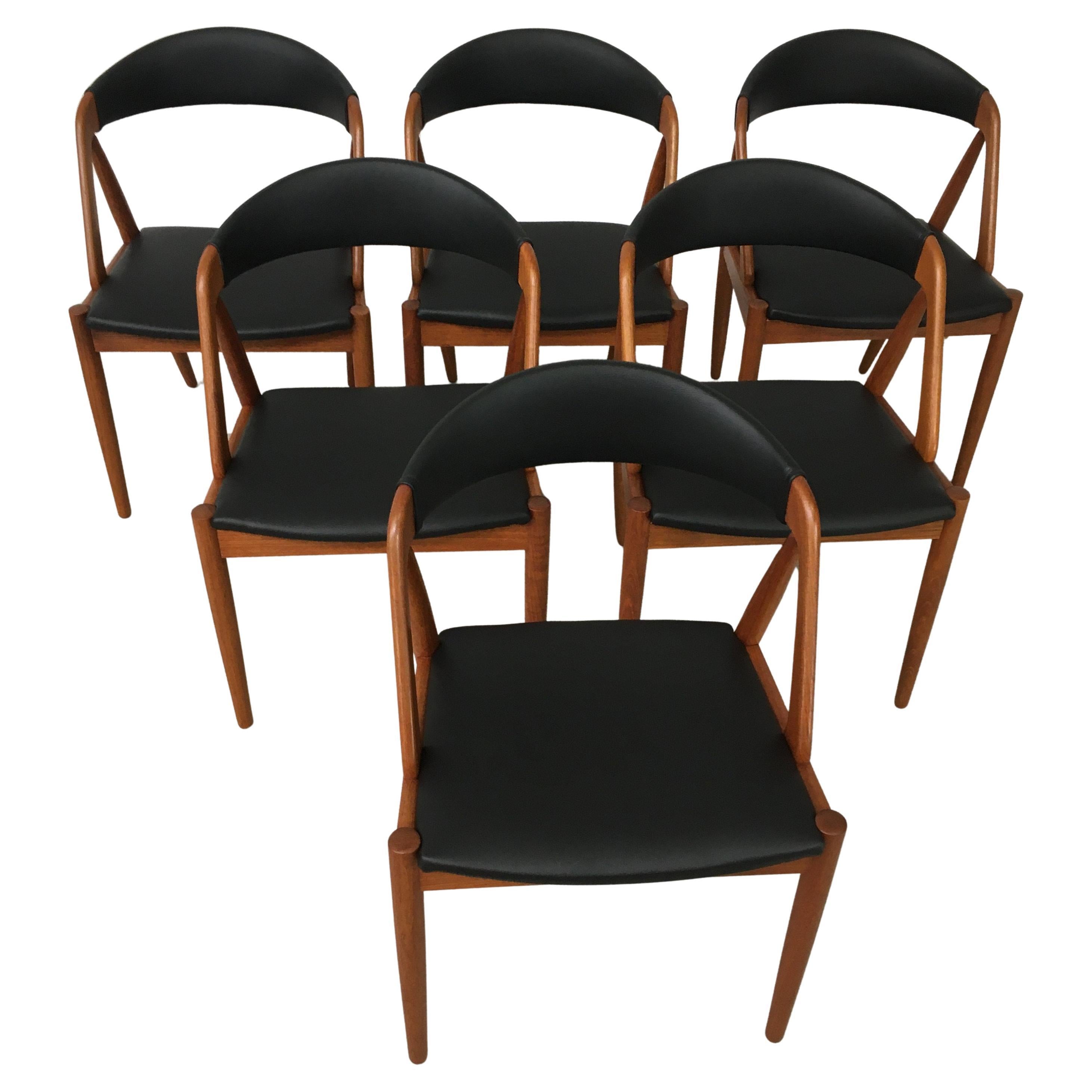 Seis sillas de comedor de teca Kai Kristiansen totalmente restauradas Tapicería personalizada incluida en venta